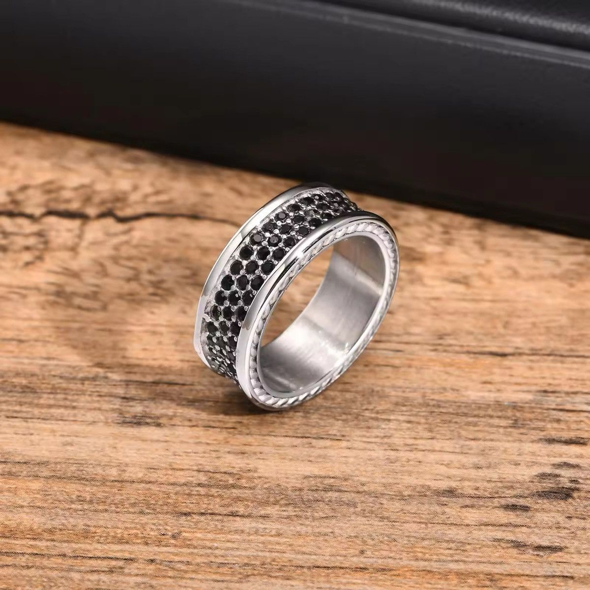 Jewelry × Vintage 8mm Black CZ Stone Ring Size ONE SIZE - 2 Thumbnail