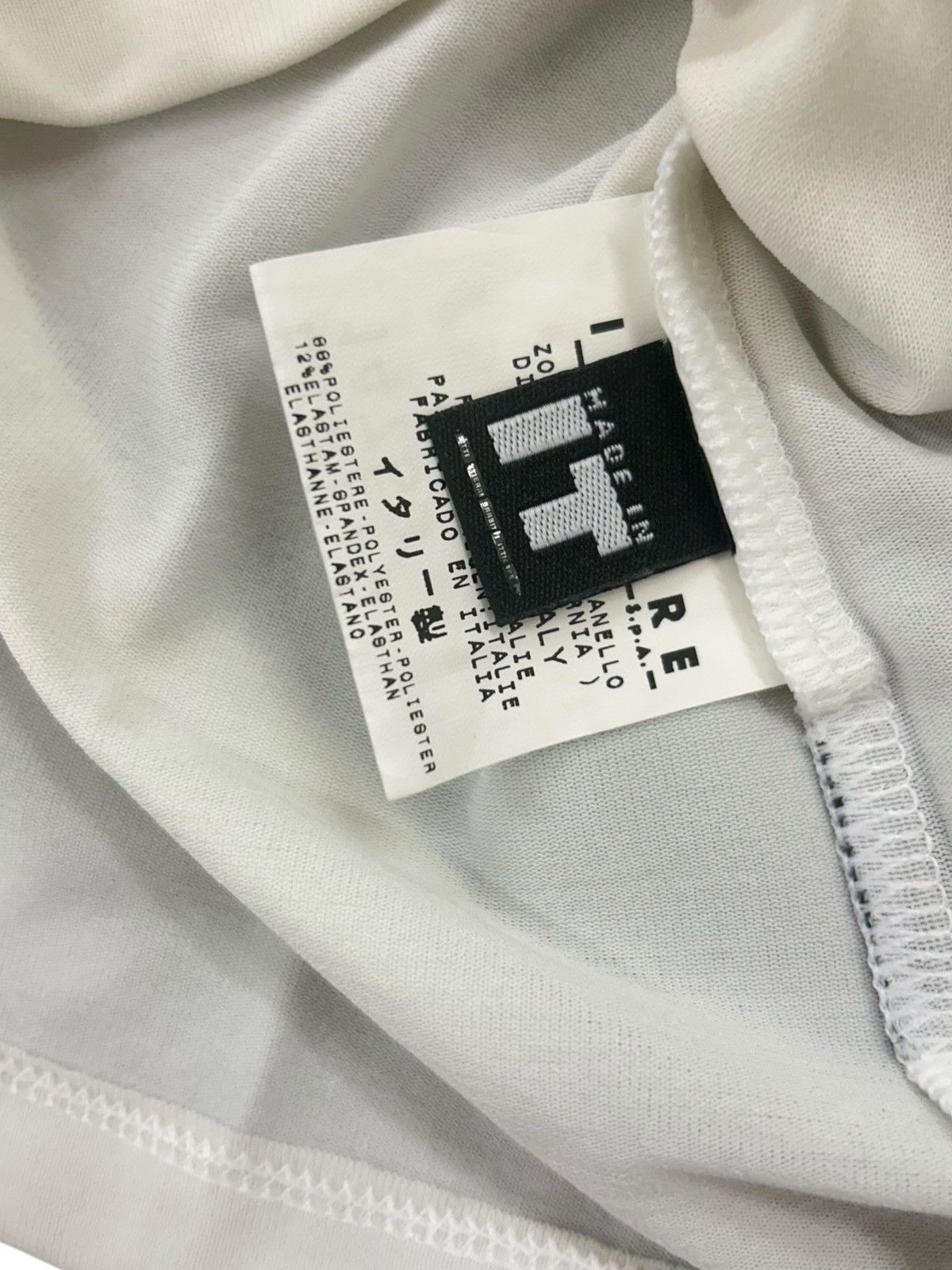Versace Jeans Couture NWT Vintage Versace Jeans Couture T-Shirt White Deadstock S Size S / US 4 / IT 40 - 5 Thumbnail