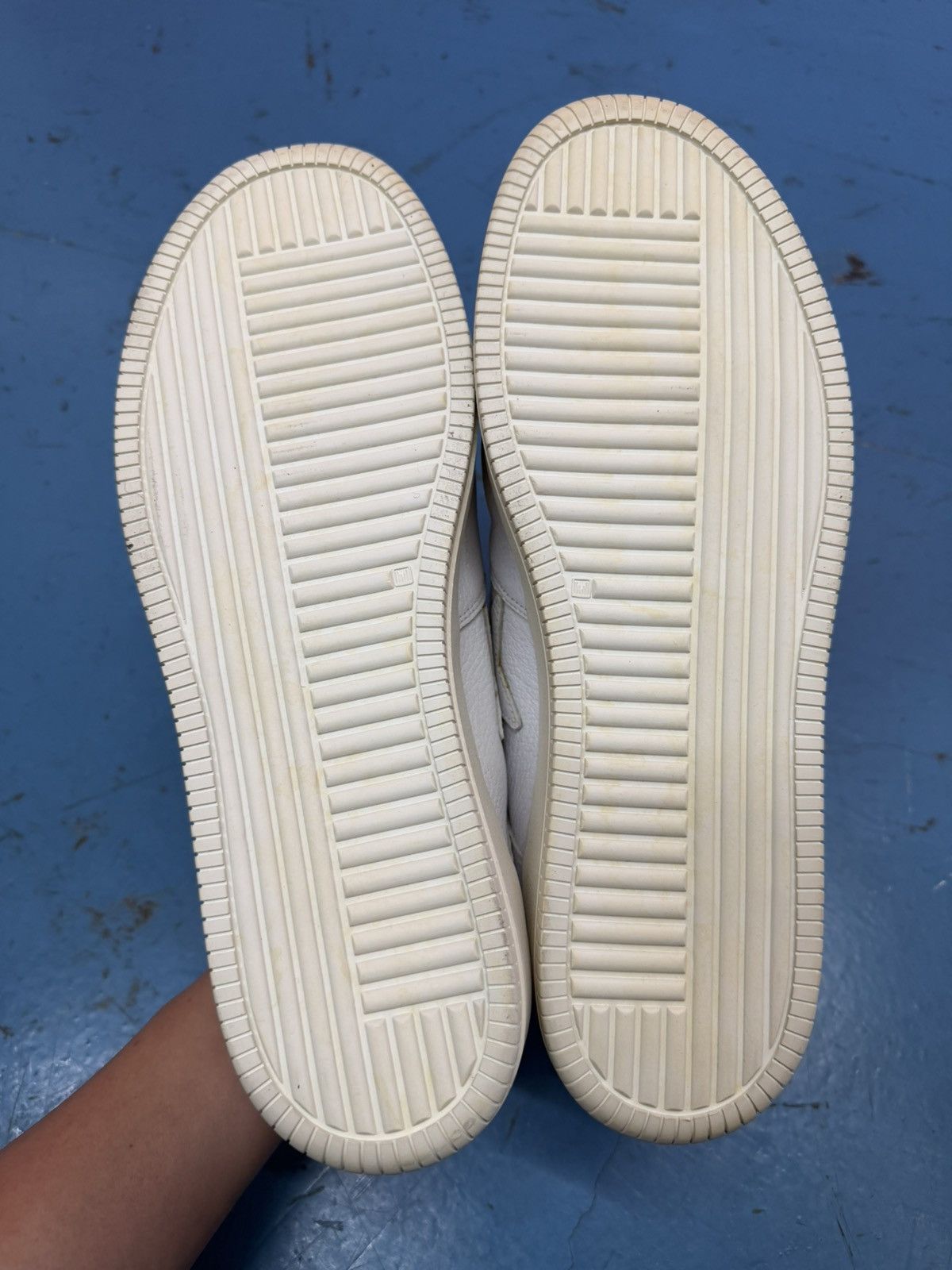 Bape BAPESTAR KITH RONNIE FIEG Size US 12 / EU 45 - 6 Thumbnail