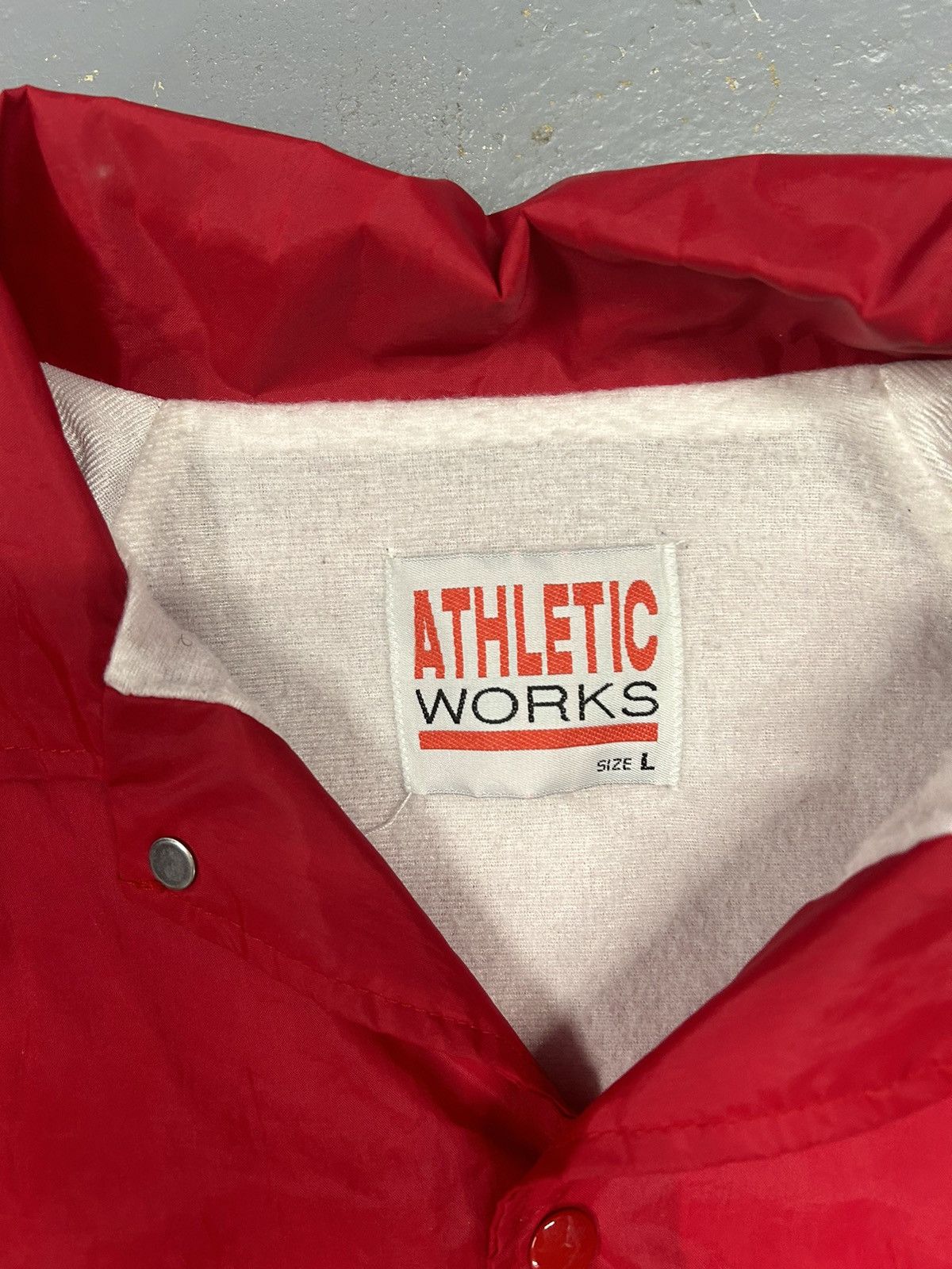 Japanese Brand × Vintage Crazy Vintage 90s Essential Red Coach Jacket Windbreaker Size US L / EU 52-54 / 3 - 2 Thumbnail