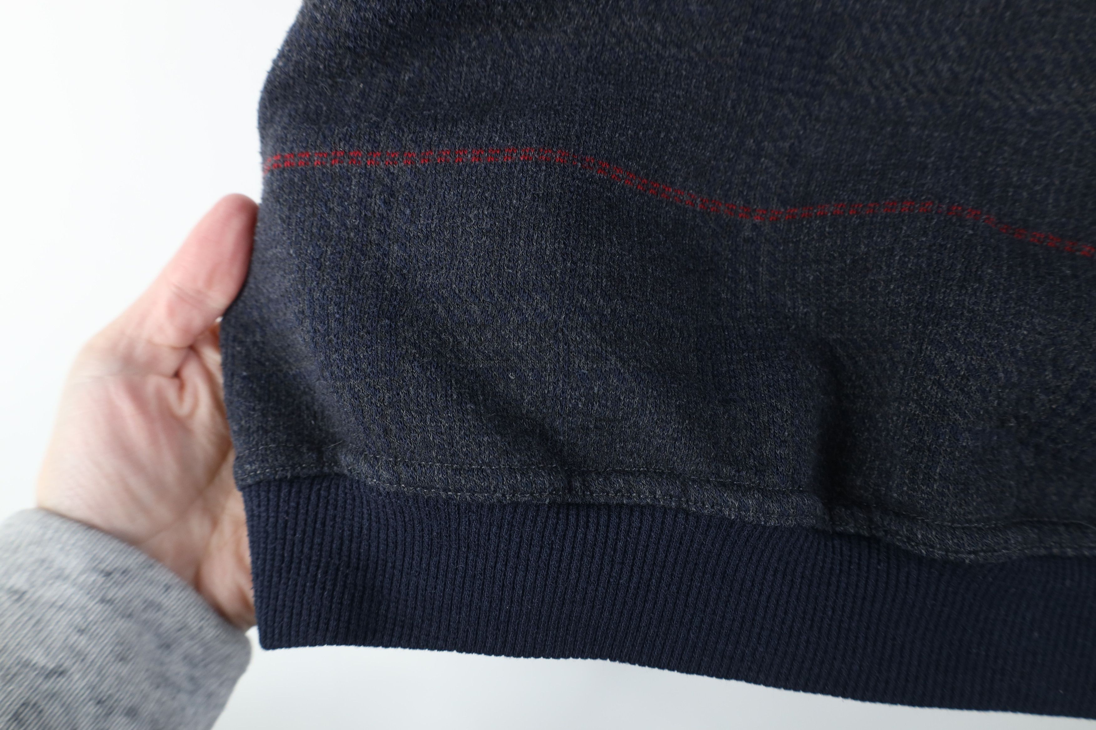 Vintage Vintage 90s Streetwear Layered Houndstooth Plaid Sweatshirt Size US L / EU 52-54 / 3 - 7 Thumbnail