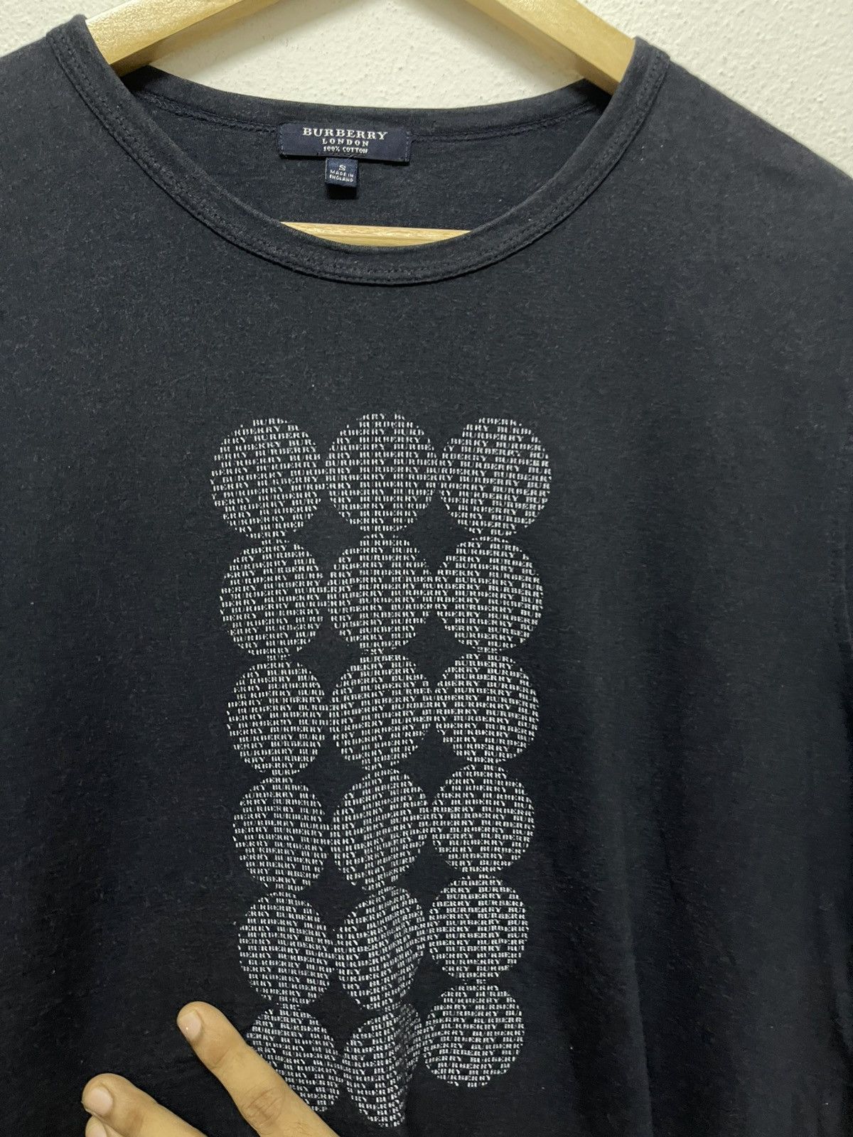 Burberry 90s BURBERRY LONDON POLKA MONOGRAM TSHIRT Size US S / EU 44-46 / 1 - 5 Thumbnail