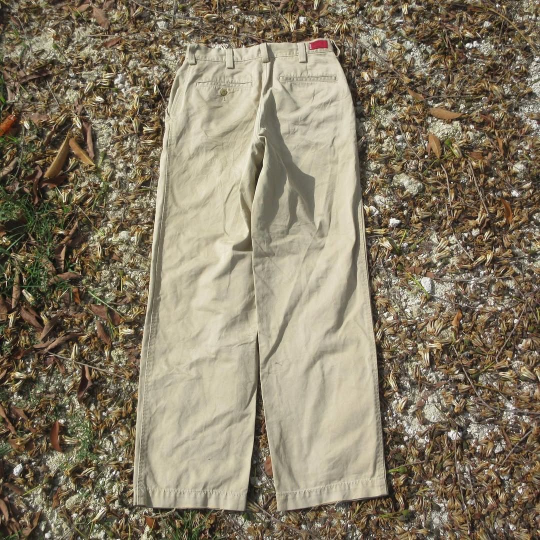 Levi's × Levi's Vintage Clothing × Vintage Levis Red Tag Trouser Pants Cream Khakis Colour Way size 28 Size US 28 / EU 44 - 2 Thumbnail