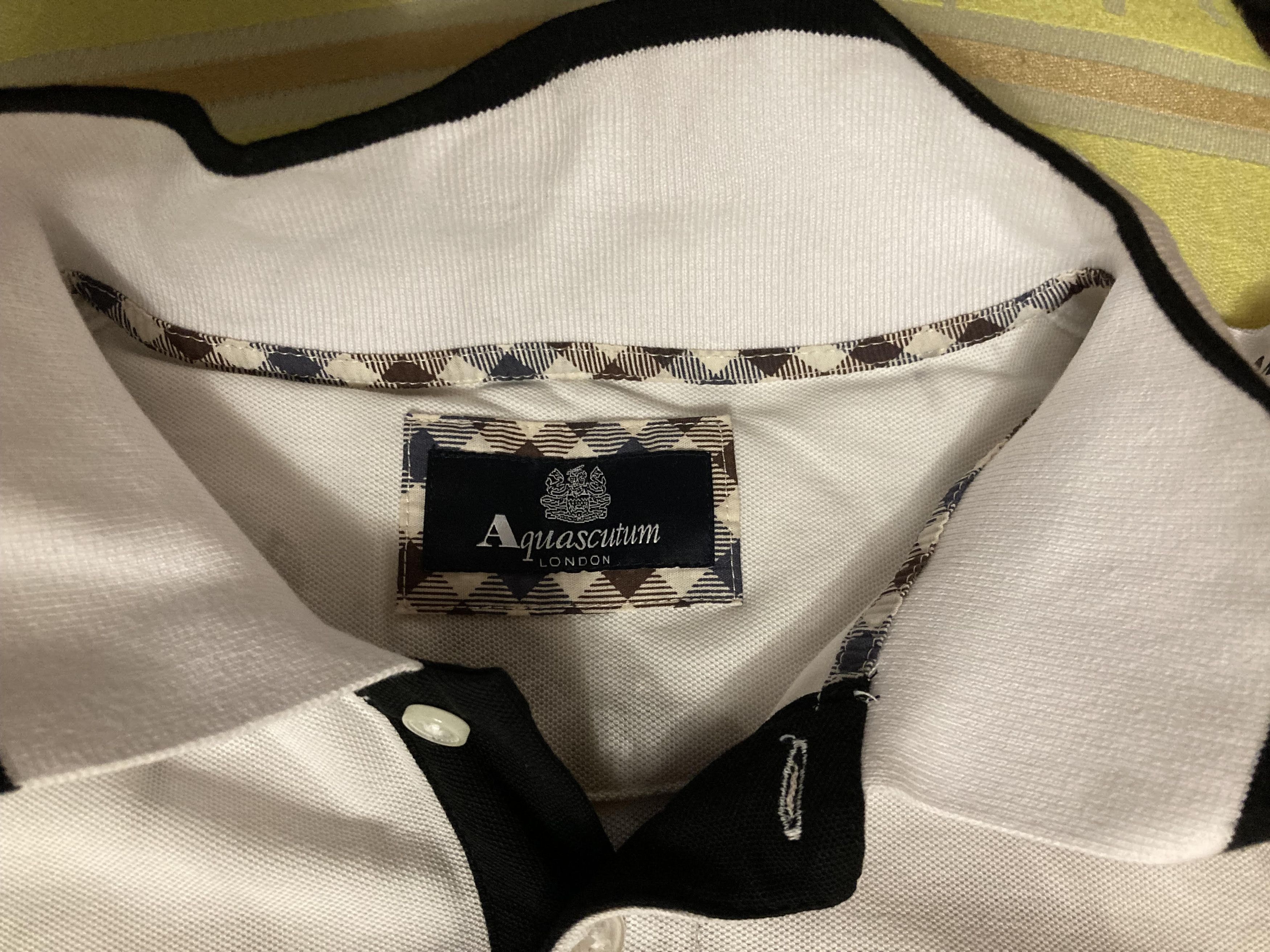 Aquascutum Aquascutum Branded Shoulder Tipped White Polo Shirt Size US XL / EU 56 / 4 - 4 Thumbnail