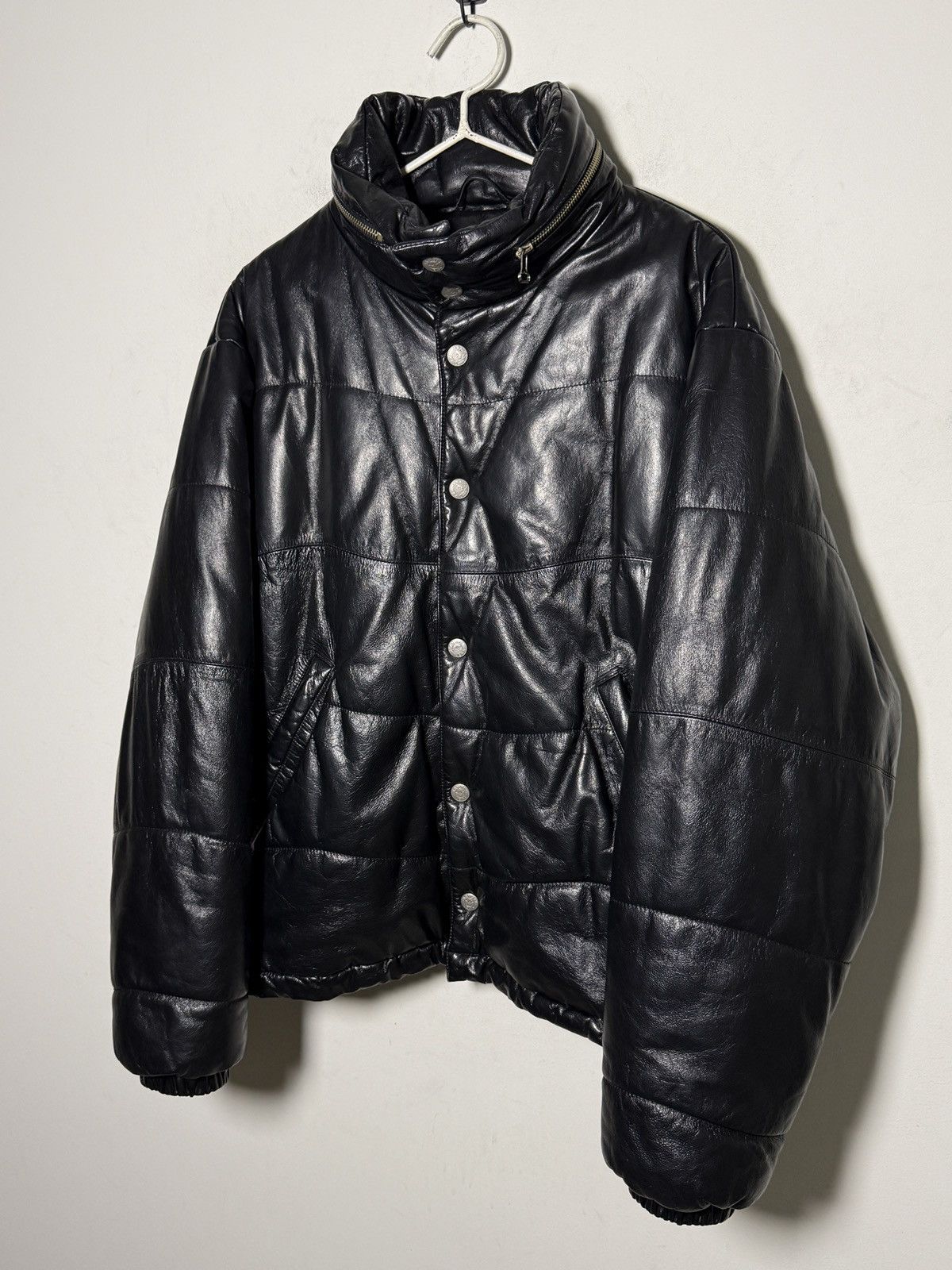 Giorgio Armani Vintage Armani black leather puffer jacket Size US M / EU 48-50 / 2 - 3 Thumbnail
