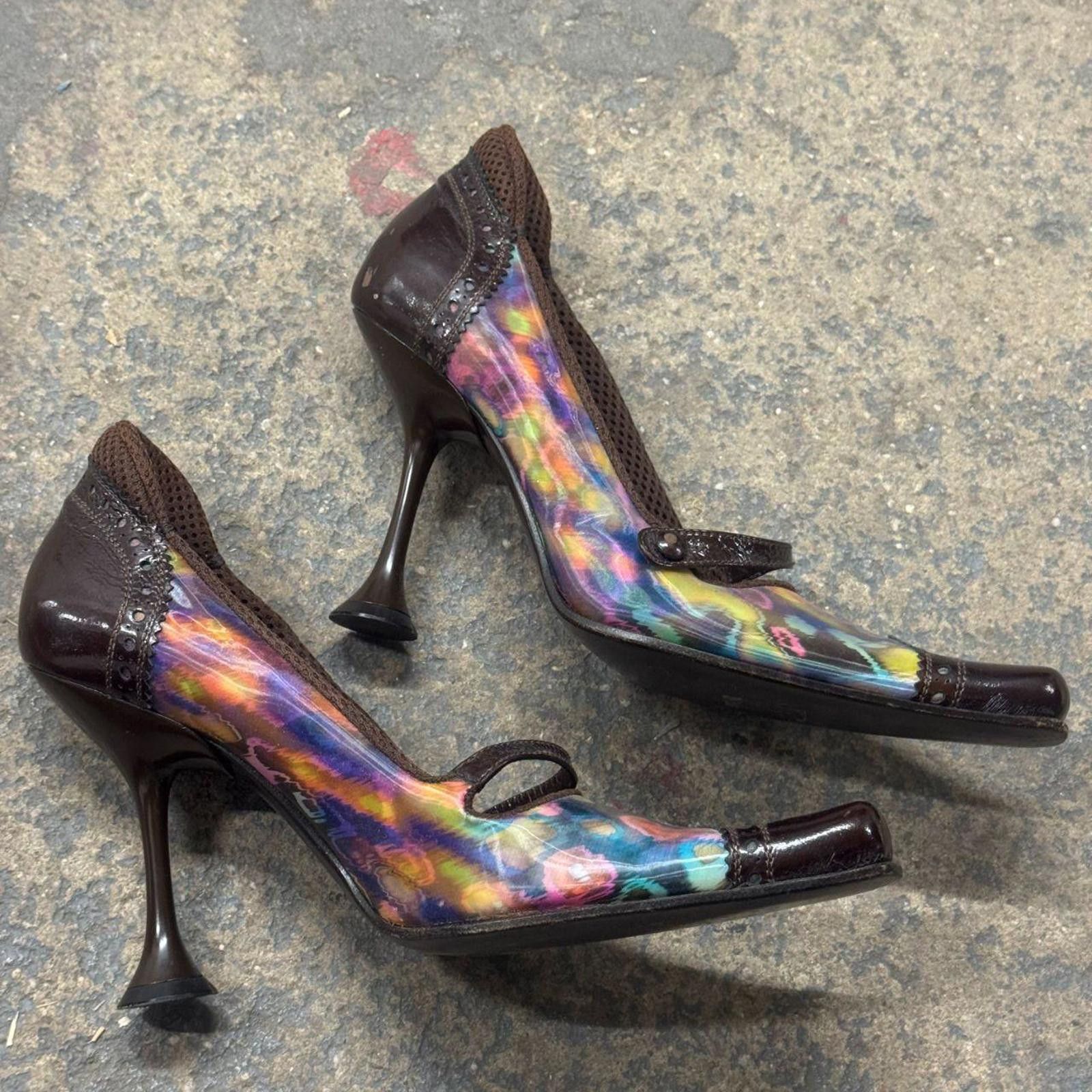 Miu Miu Archival Y2K Miu Miu Holographic Brogue Mary Jane Heels Size US 7 / IT 37 - 5 Thumbnail