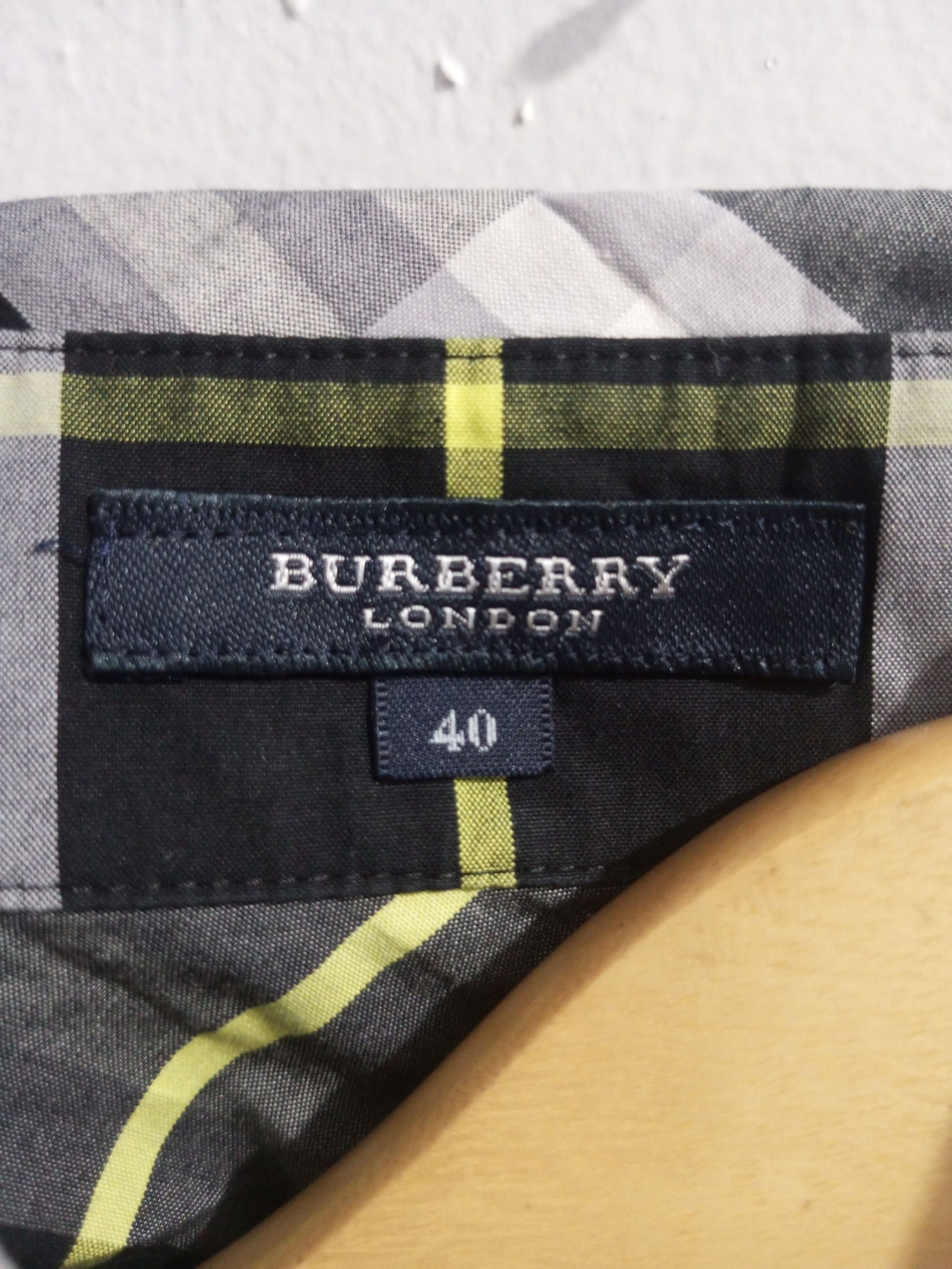 Burberry × Vintage Vintage Burberry nova check button up shirt Size S / US 4 / IT 40 - 11 Thumbnail