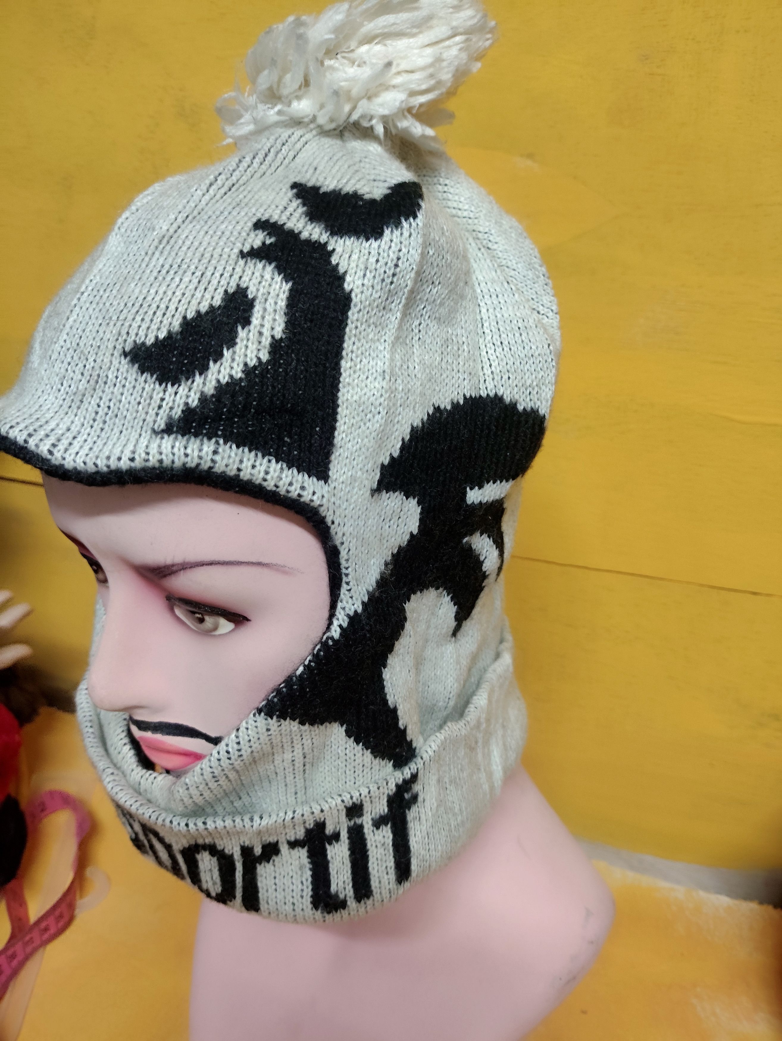 Le Coq Sportif Vintage Le Coq Sportif Beanie Snowcap Hat. Rare item Size ONE SIZE - 3 Thumbnail
