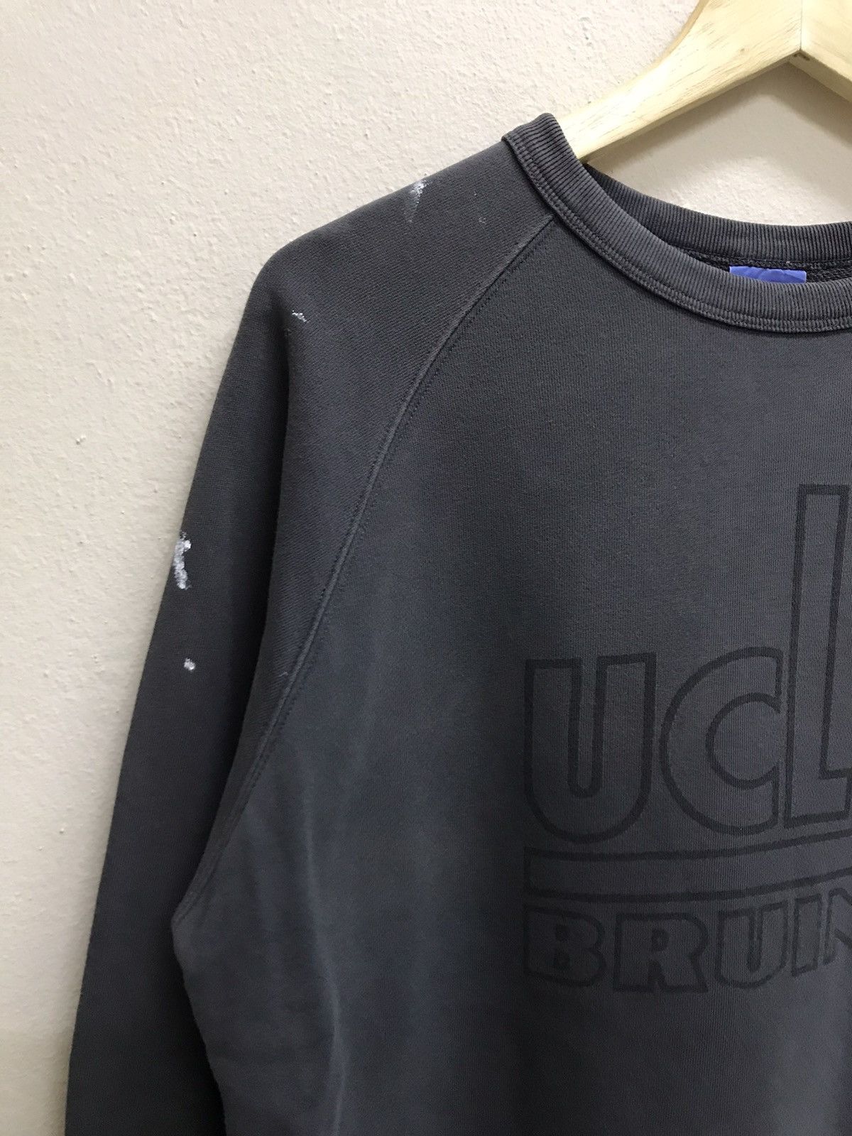 NANO universe VINTAGE UCLA BRUINS NANO UNIVERSE BIGLOGO SWEATSHIRT Size US M / EU 48-50 / 2 - 5 Thumbnail