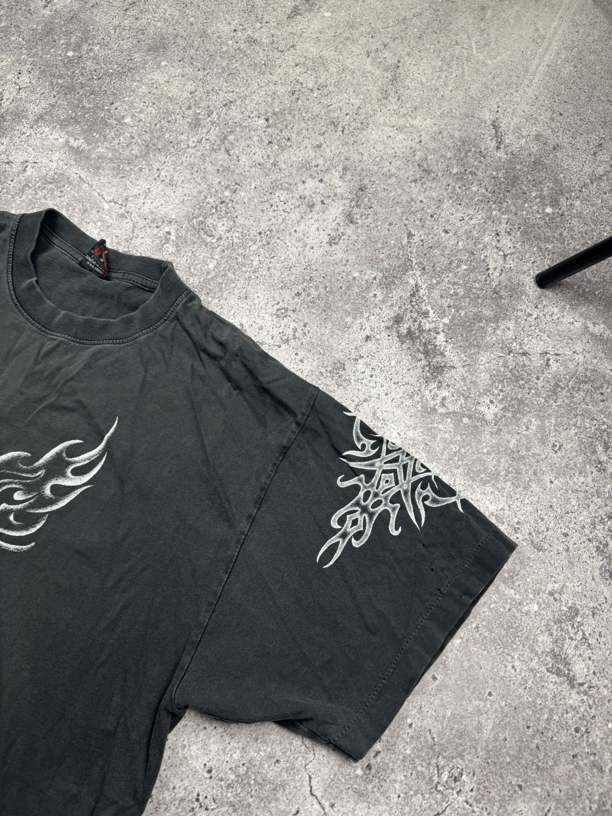 Band Tees Vintage Rock Eagle Y2K Dragon 90’s single stitch te t-shirt Size US XL / EU 56 / 4 - 3 Thumbnail