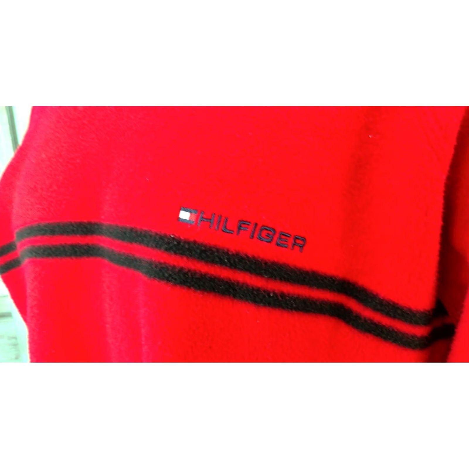 Tommy Hilfiger VINTAGE Tommy Hilfiger Flag Pullover Fleece Sweatshirt Red XL Mens Crewneck Sweatshirt Size US XL / EU 56 / 4 - 3 Thumbnail