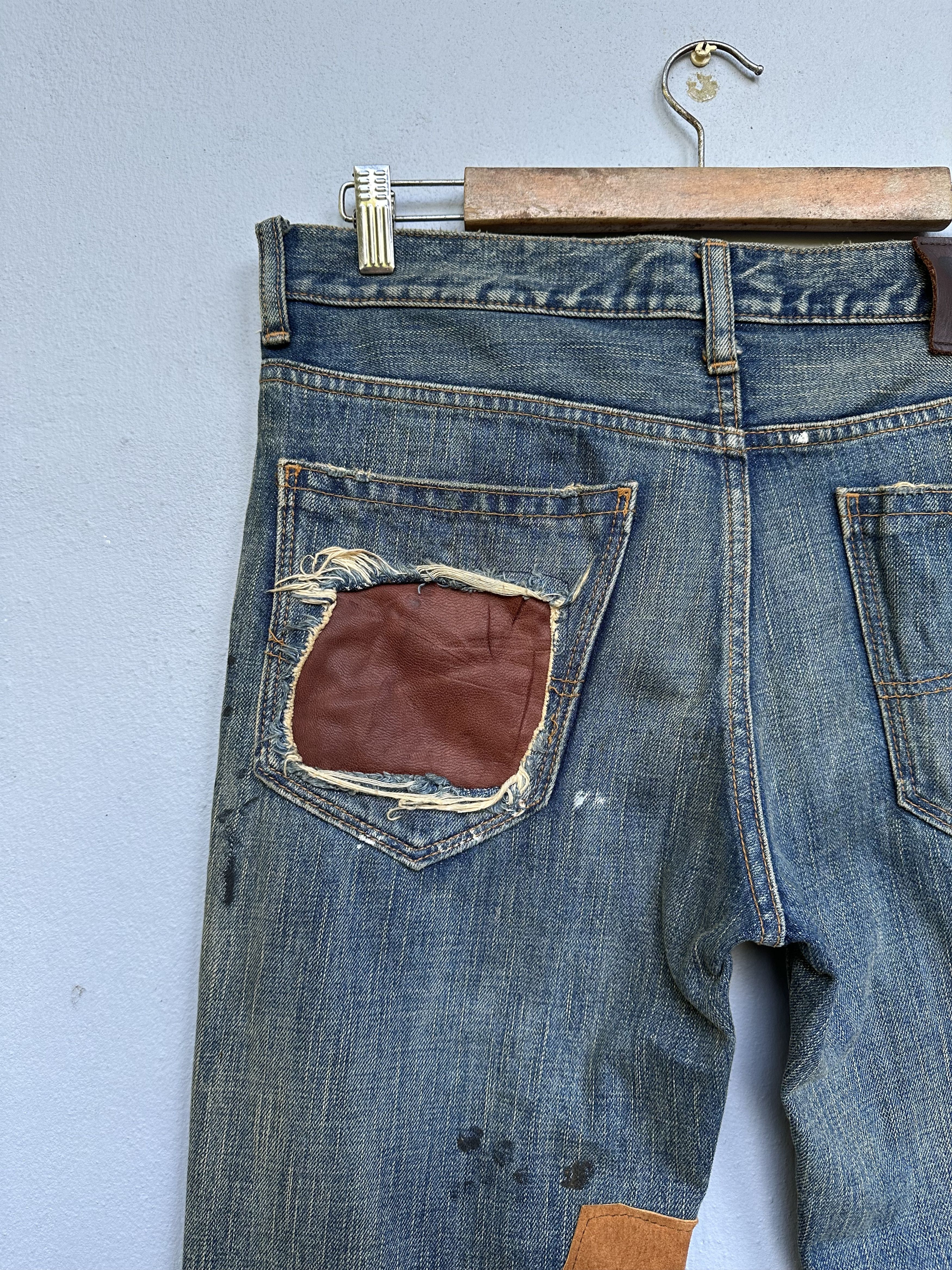 Japanese Brand Vtg Japanese Brand Bonds & Peace Rips Patchwork Denim Jeans Size US 31 - 19 Thumbnail