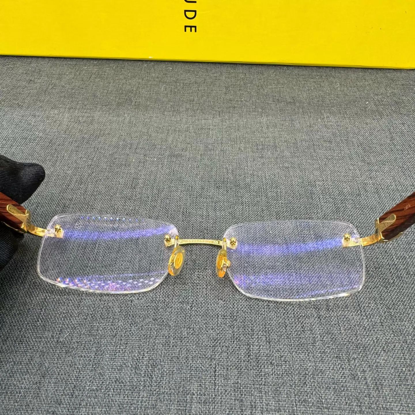 Cartier Cartier Classic Wood Grain 18k Gold Eyeglasses One Size Size ONE SIZE - 2 Thumbnail