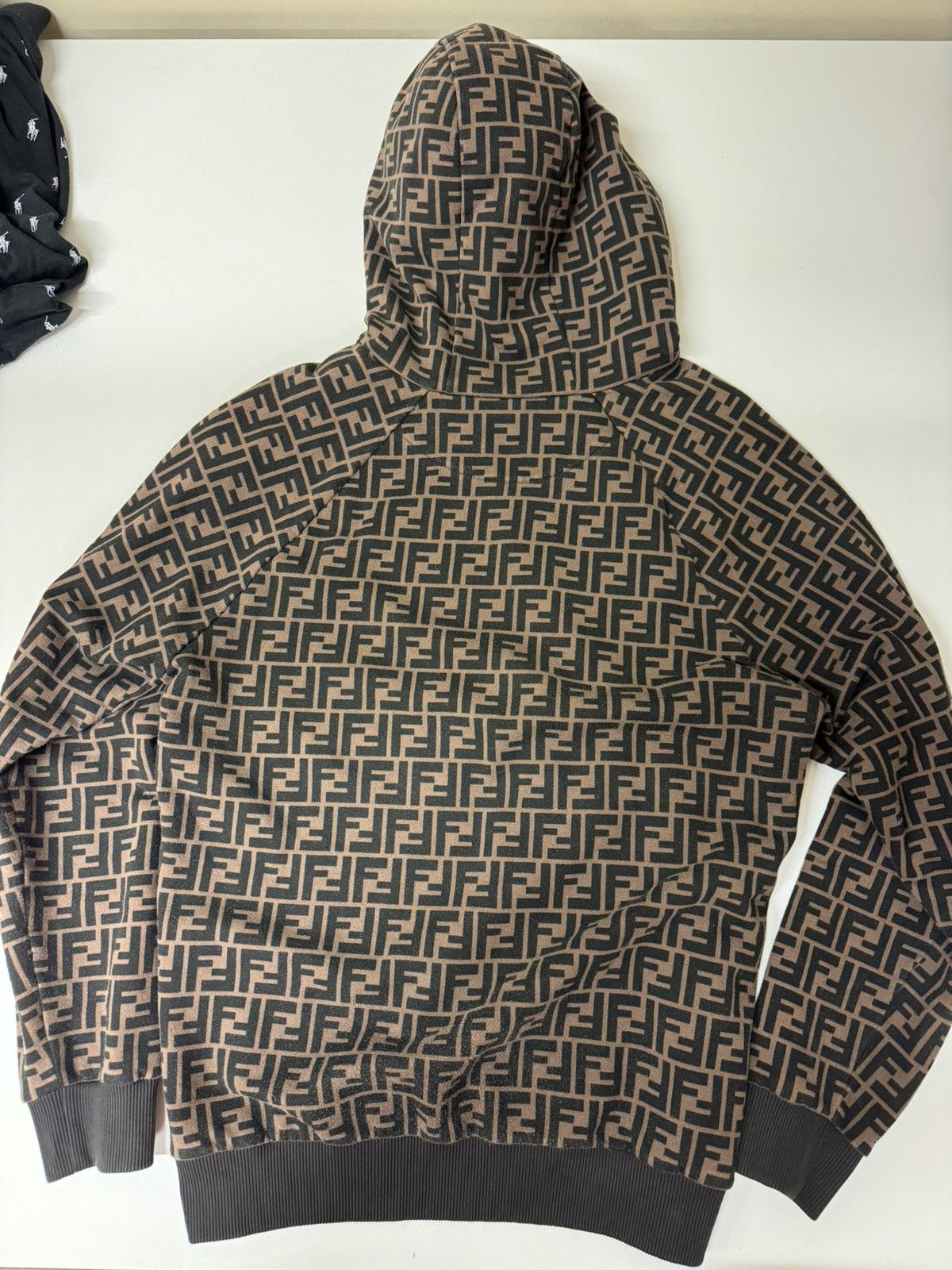 Fendi FENDI HOODIE Size US M / EU 48-50 / 2 - 2 Thumbnail