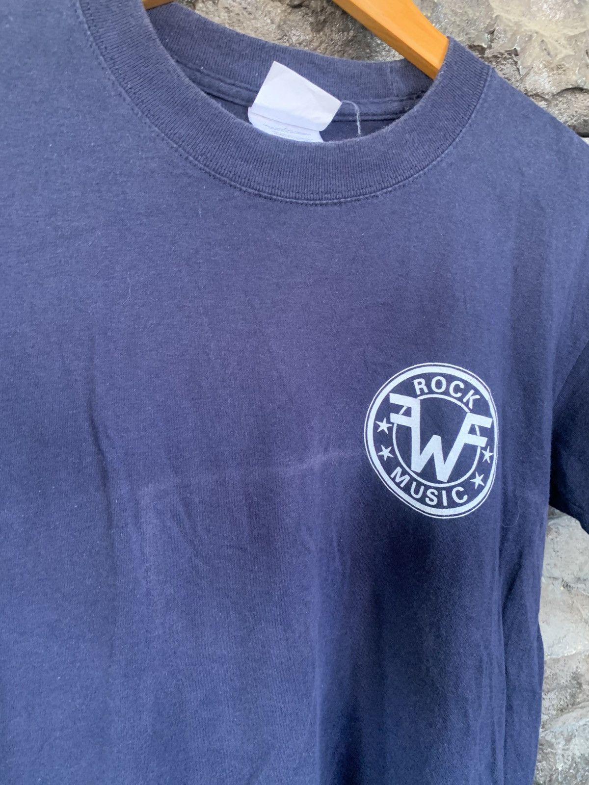 Band Tees × Vintage Vintage Weezer 22 Rock Music / American Rock Band T shirt Size US S / EU 44-46 / 1 - 7 Thumbnail