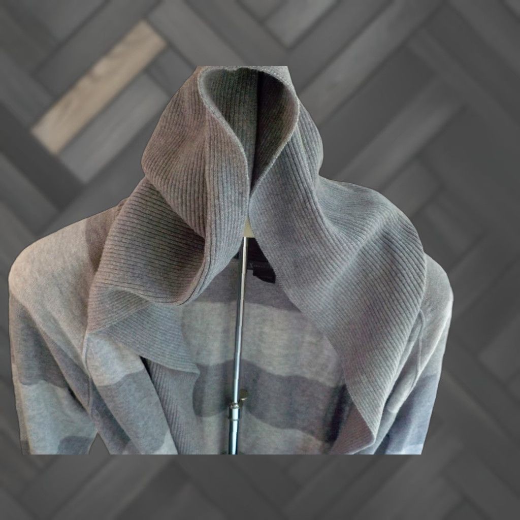 Armani Exchange VINTAGE Armani Exchange Belted Hooded Cardigan Sweater Striped Gray 2 Tones SZ S Womens Cardigan Belted Hooded 100% Cotton Size S / US 4 / IT 40 - 1 Thumbnail