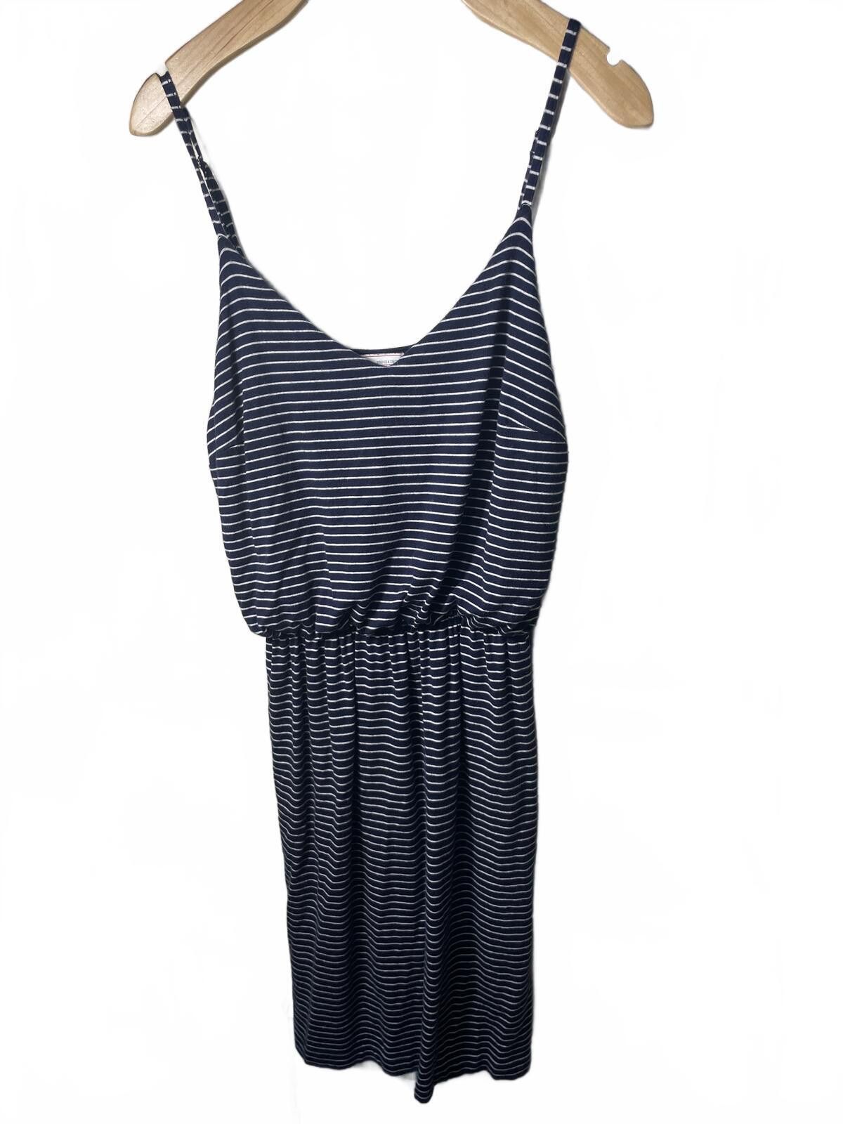 Gap Gap Dress Women's Small Navy Blue White Striped Casual EUC Size S / US 4 / IT 40 - 9 Thumbnail