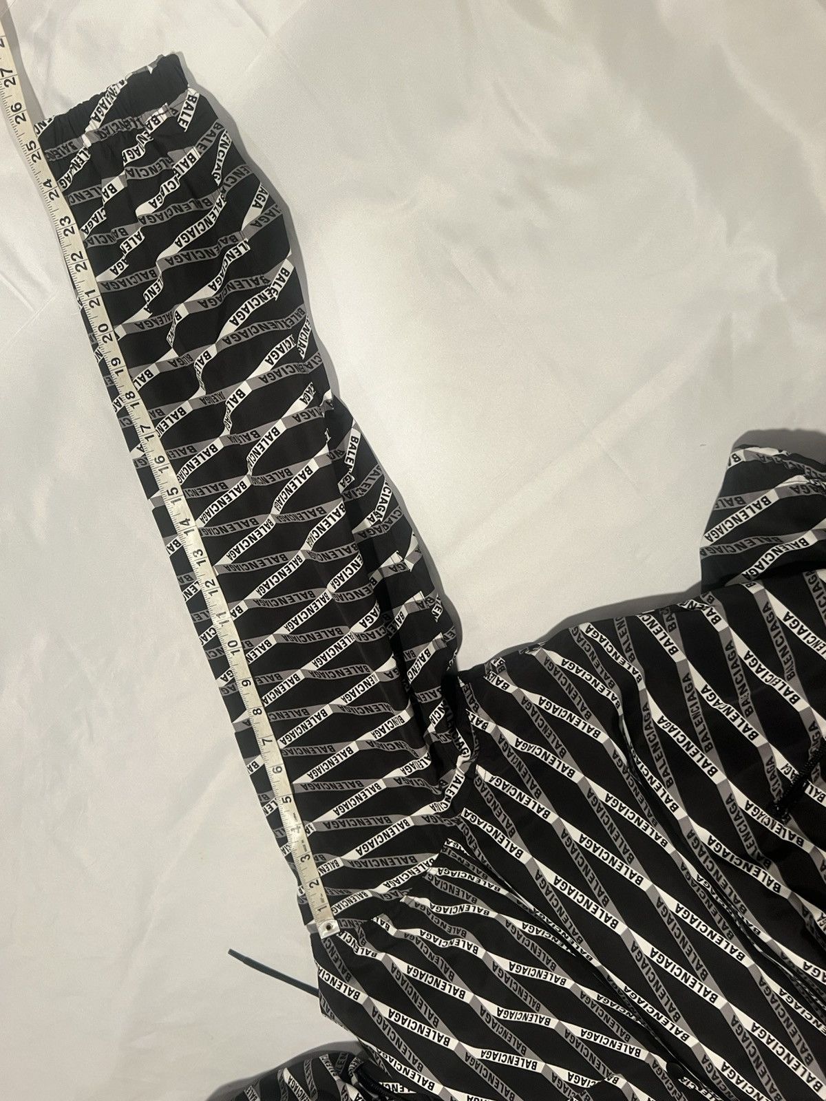 Balenciaga Balenciaga mens parka. 52/42. $2500 Size US L / EU 52-54 / 3 - 6 Thumbnail
