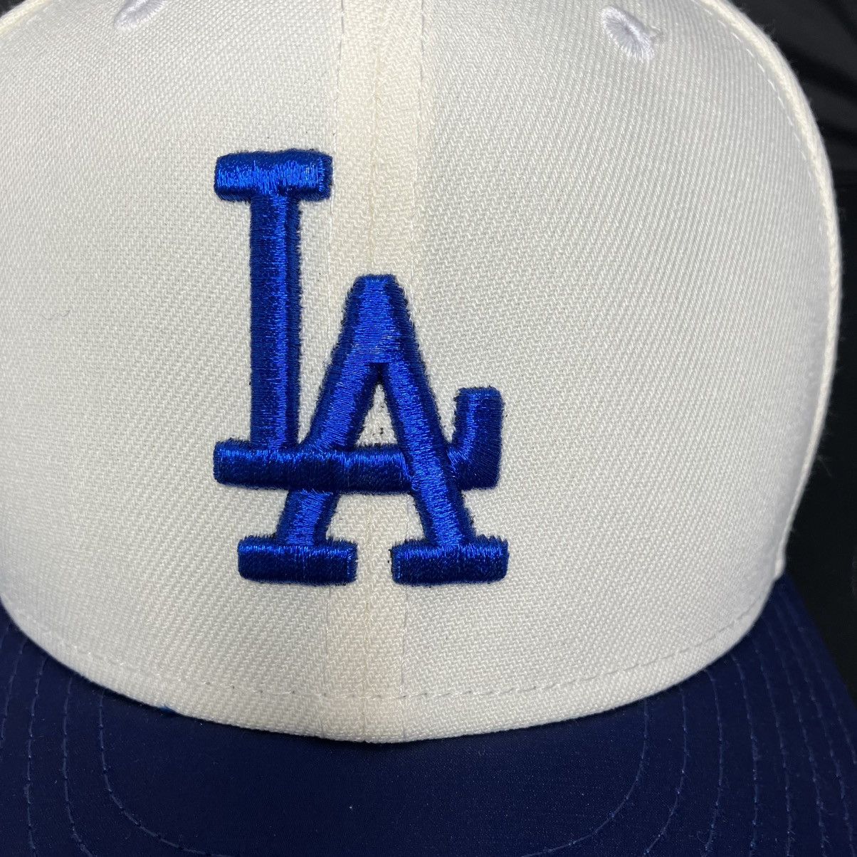 MLB × New Era × Topperz New Era Los Angeles Dodgers Fitted Hat Satin Blue Brim 7 1/8 Size 28 - 3 Thumbnail