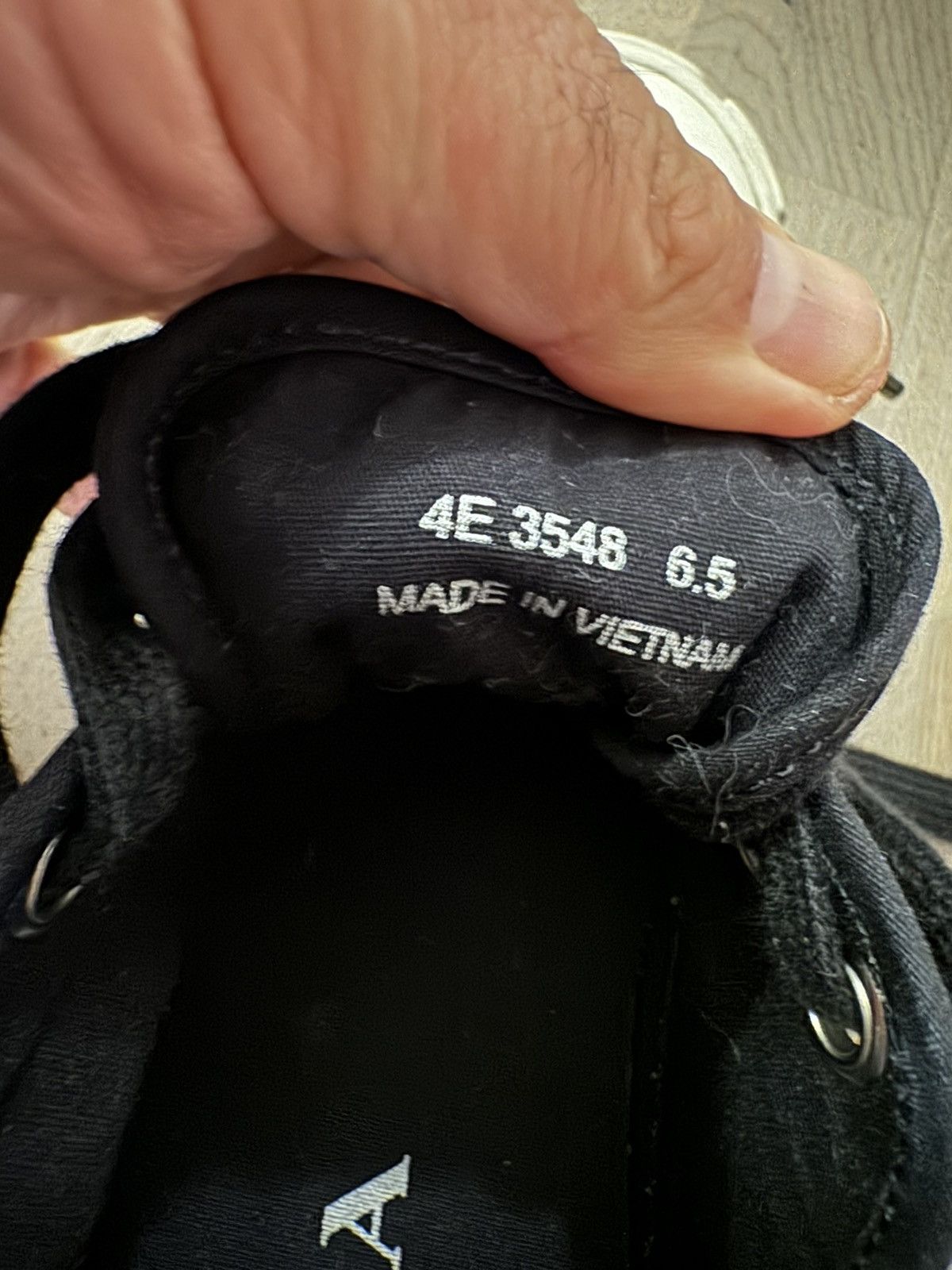 Prada PRADA sneakers SZ UK 6.5 fit as in photos show by tape measu Size US 8 / EU 41 - 7 Thumbnail