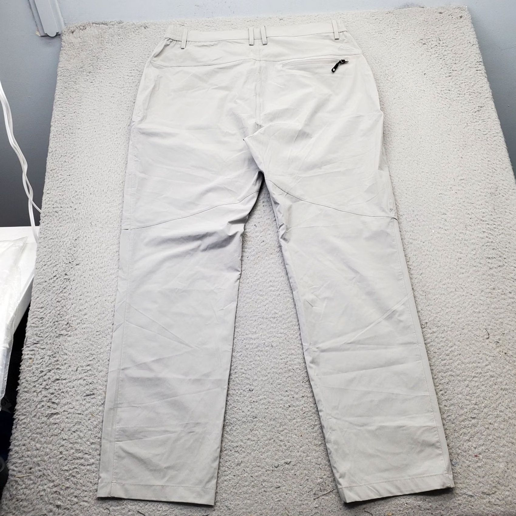 Vintage Outdoor Sports Mens 38 Gray Performance Stretch Flat Front Straight Leg Pants Size US 38 / EU 54 - 2 Thumbnail