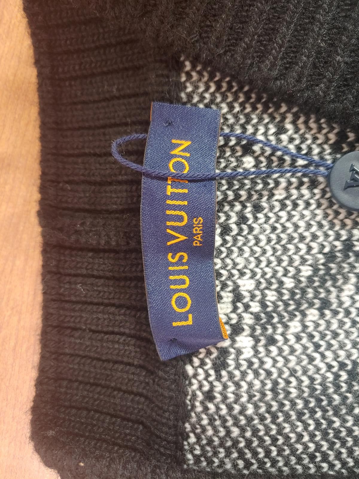 Louis Vuitton Louis Vuitton Thistle Jacquard Cardigan in Black Size ONE SIZE - 3 Thumbnail