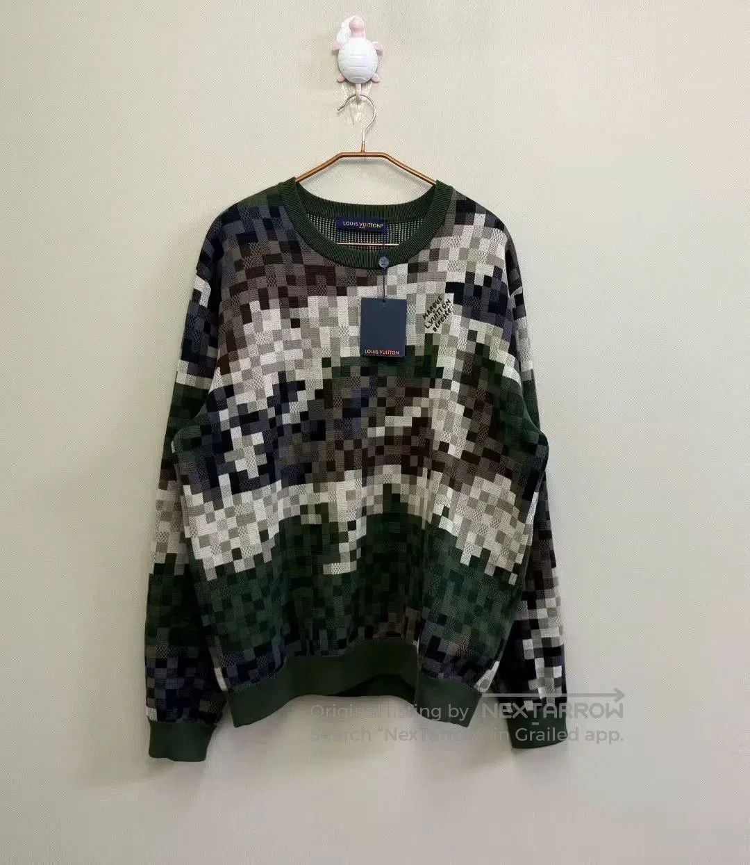 Louis Vuitton LV x Pharrell Camo Logo Sweater. Size US XXL / EU 58 / 5 - 1 Thumbnail