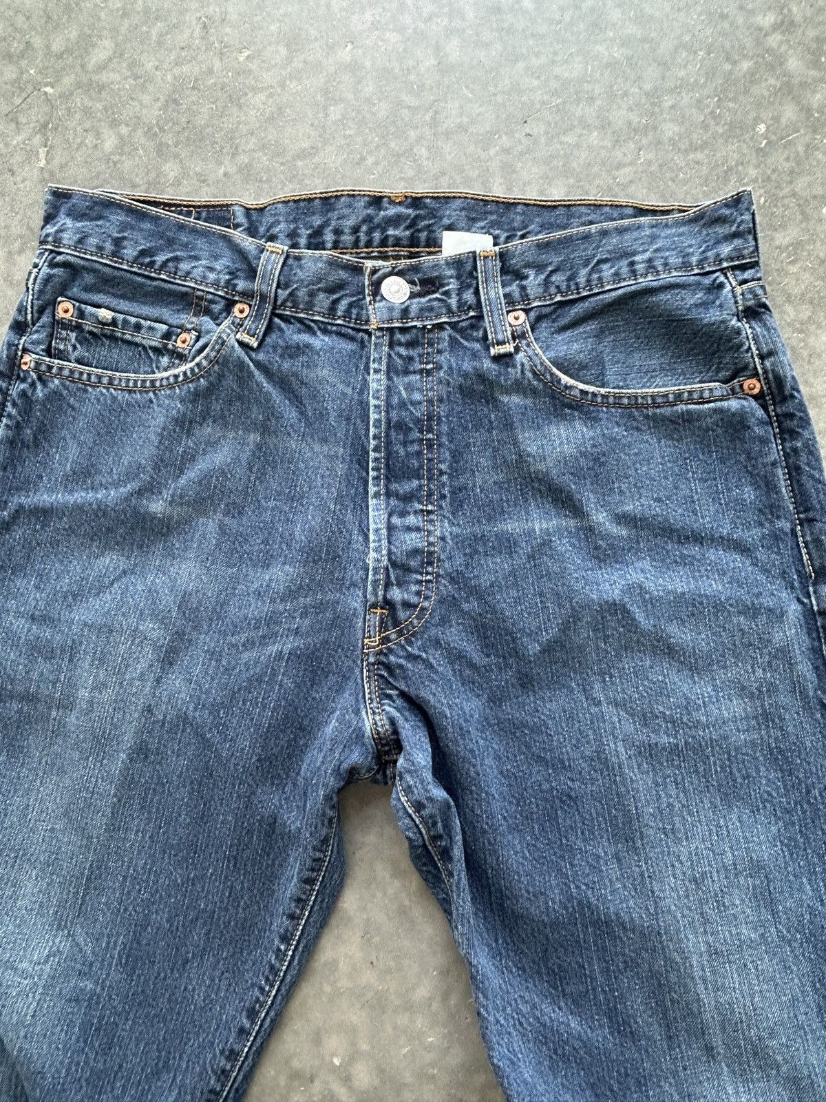 Levi's Vintage Y2K Levis 501xx Denim Jeans 34x30 Dark Wash Size US 34 / EU 50 - 4 Thumbnail