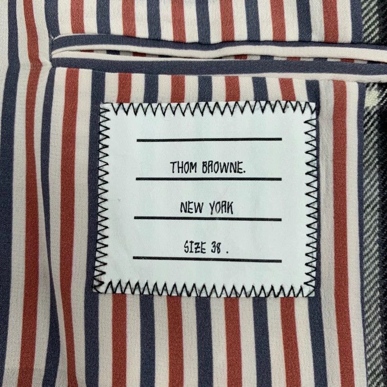 Thom Browne Thom browne Gray striped wool lapel single-breasted long-sl Size XS / US 0-2 / IT 36-38 - 5 Thumbnail