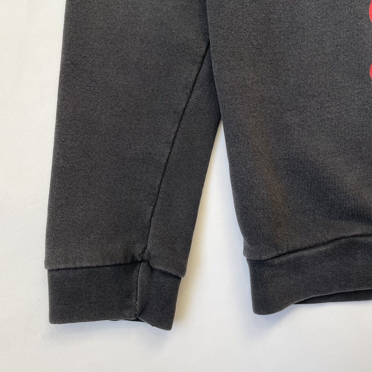 Raf Simons S/S 03 ‘Consumed’ Print Sweatshirt Size US S / EU 44-46 / 1 - 7 Thumbnail