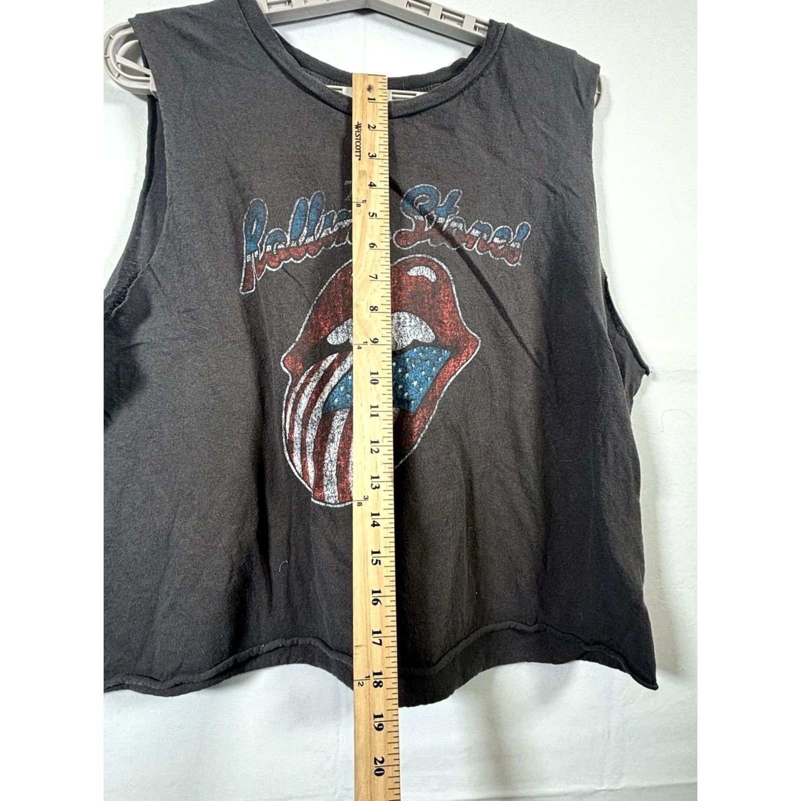 Vintage VINTAGE The Rolling Stones Shirt Women’s Cropped Tank Top Sleeveless Gray 2XL Matte Casual Office Vintage? Size XXL / US 16-18 / IT 52-54 - 4 Thumbnail