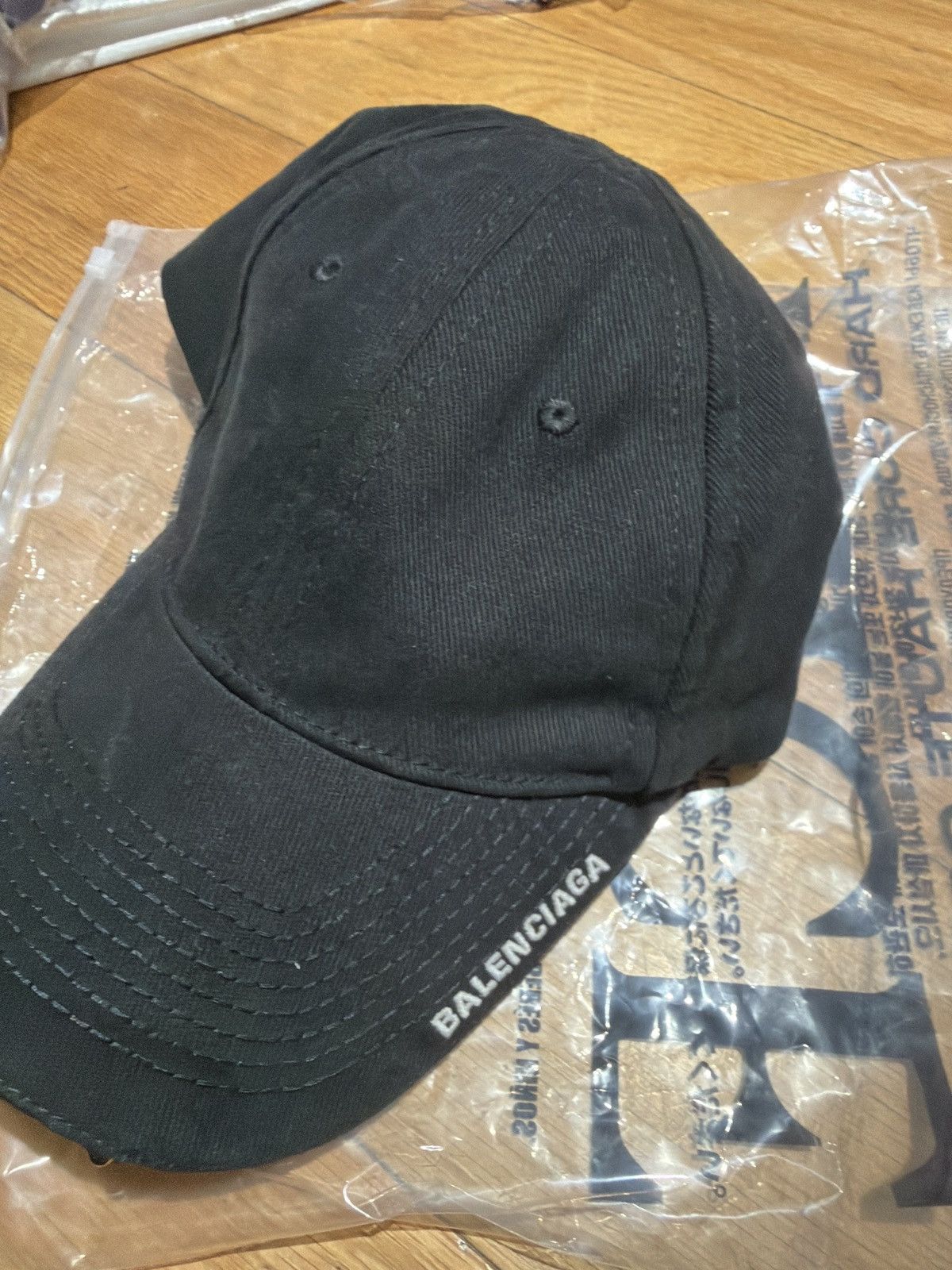 Balenciaga Balenciaga black led hat large Size ONE SIZE - 2 Thumbnail