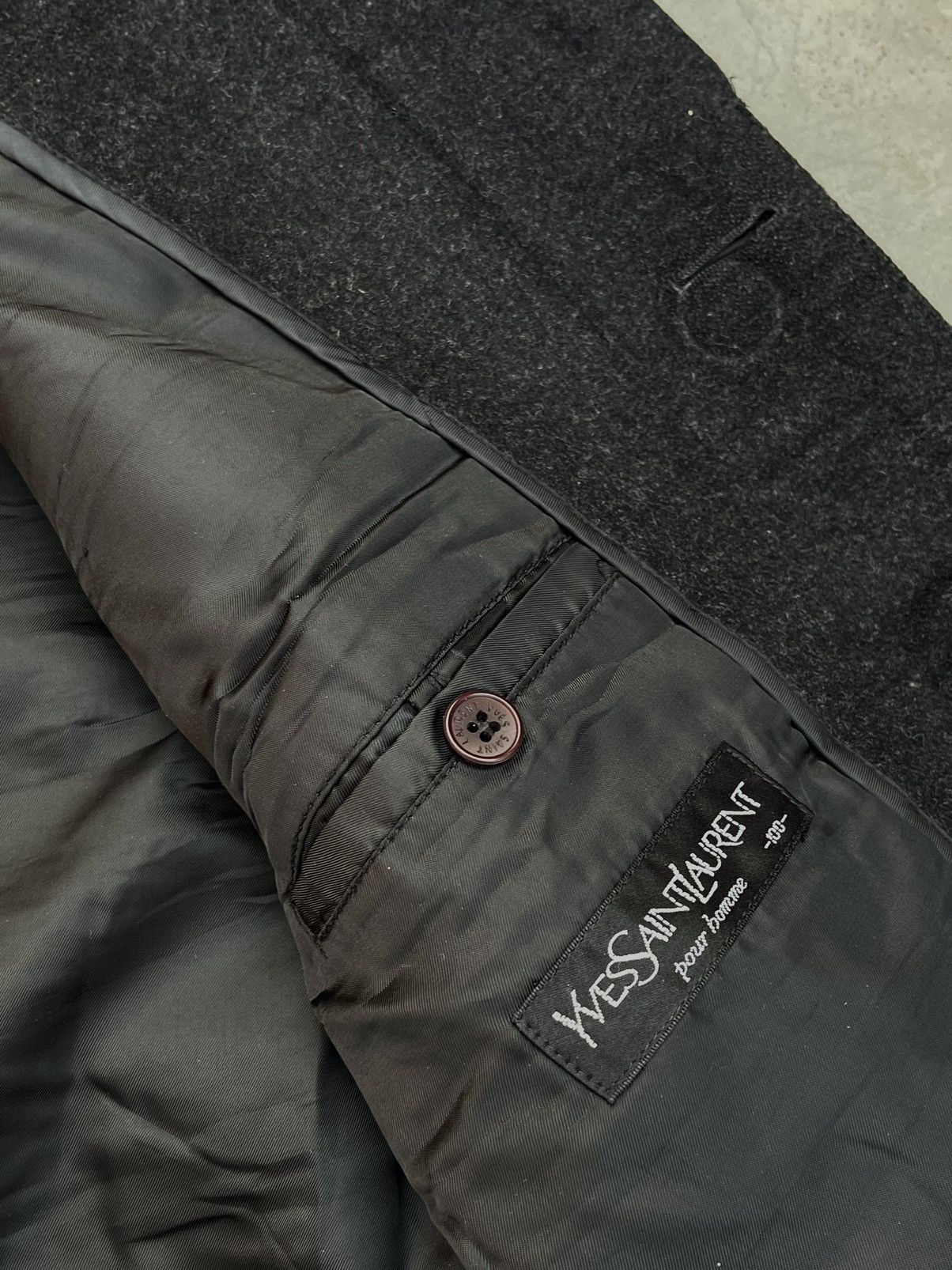 Yves Saint Laurent YVES SAINT LAURENT HEAVY WOOLLEN COAT Size US M / EU 48-50 / 2 - 5 Thumbnail