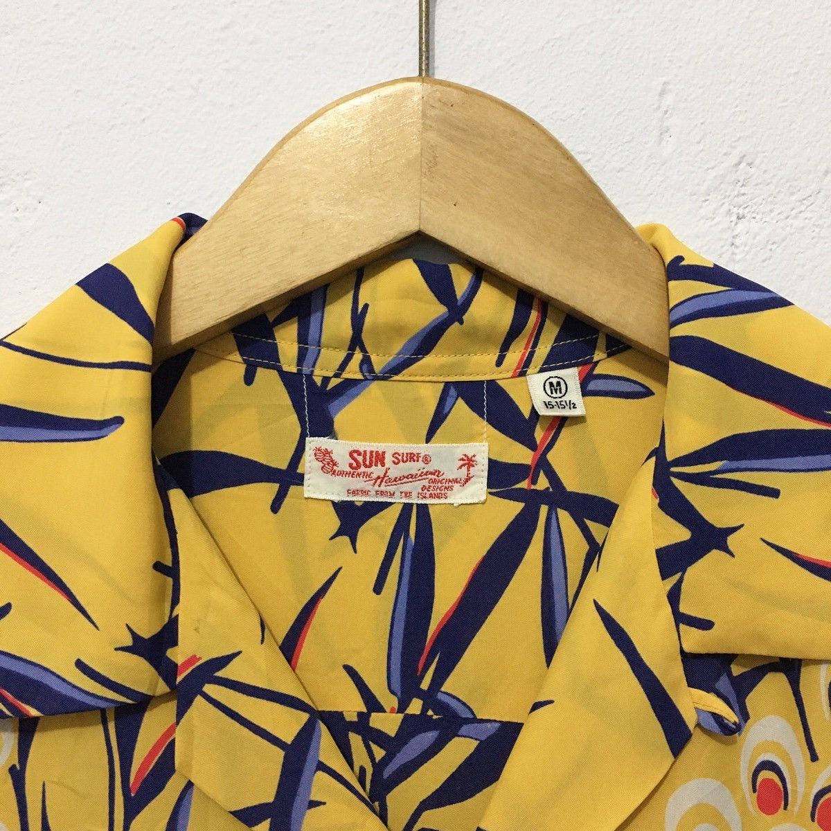 Japanese Brand 💥SOLD💥 Vintage Sun Surf Hawaiian Shirt Peacock Size US M / EU 48-50 / 2 - 9 Thumbnail