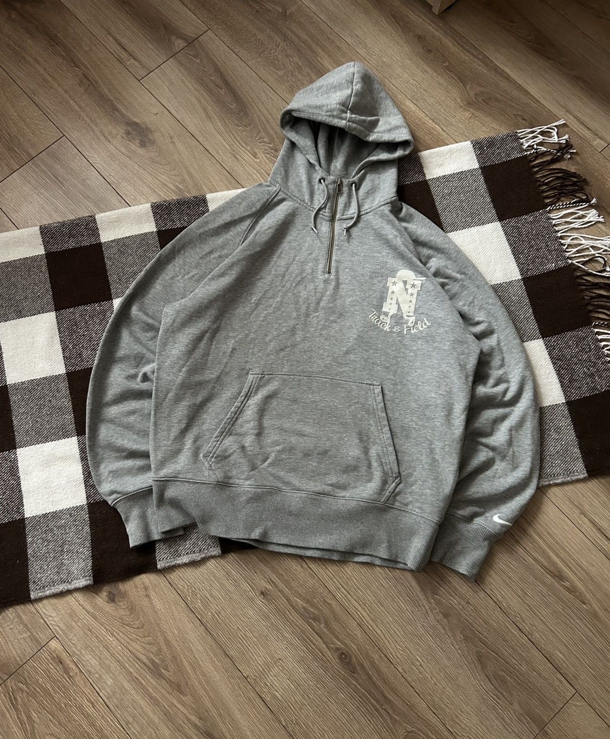 Nike × Vintage Vintage Nike tack & field 1/4 zip Hoodie mens Size US L / EU 52-54 / 3 - 1 Thumbnail