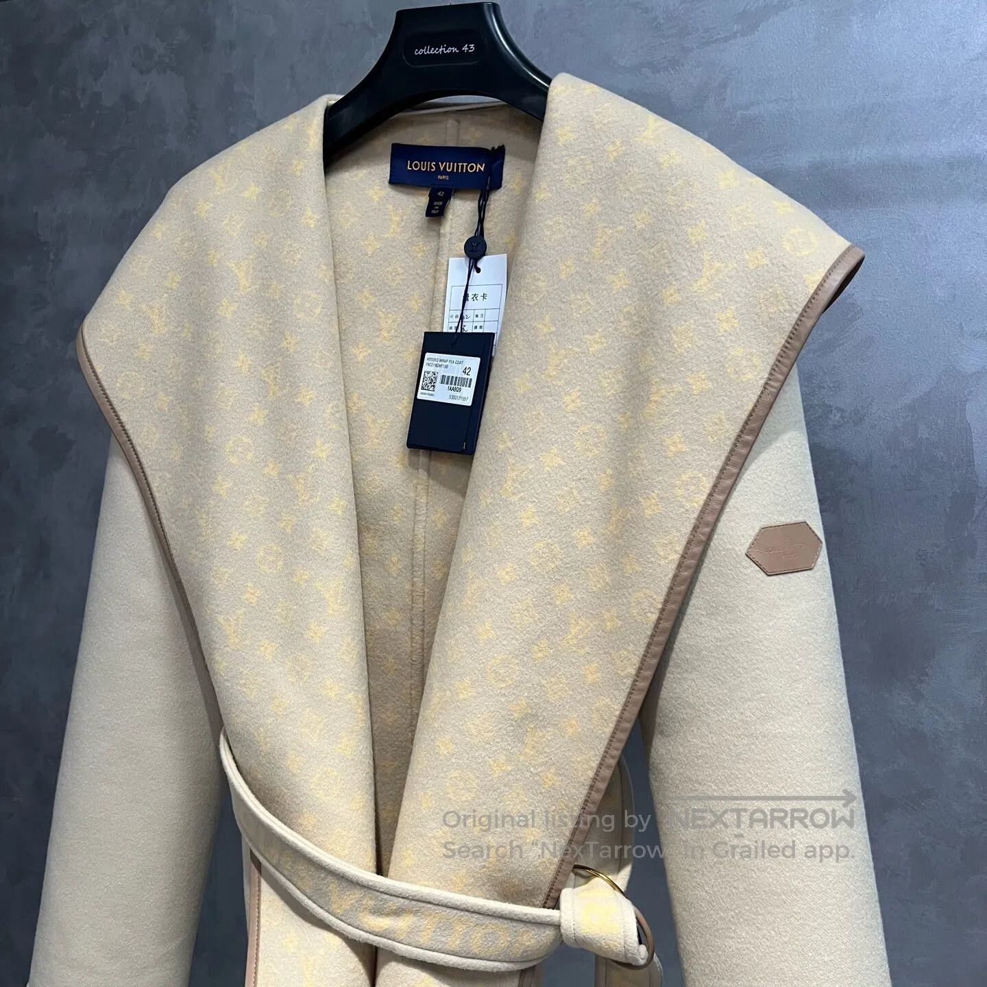 Louis Vuitton Louis Vuitton size 42 Logo-patterned belted short coat| Size XL / US 12-14 / IT 48-50 - 2 Thumbnail
