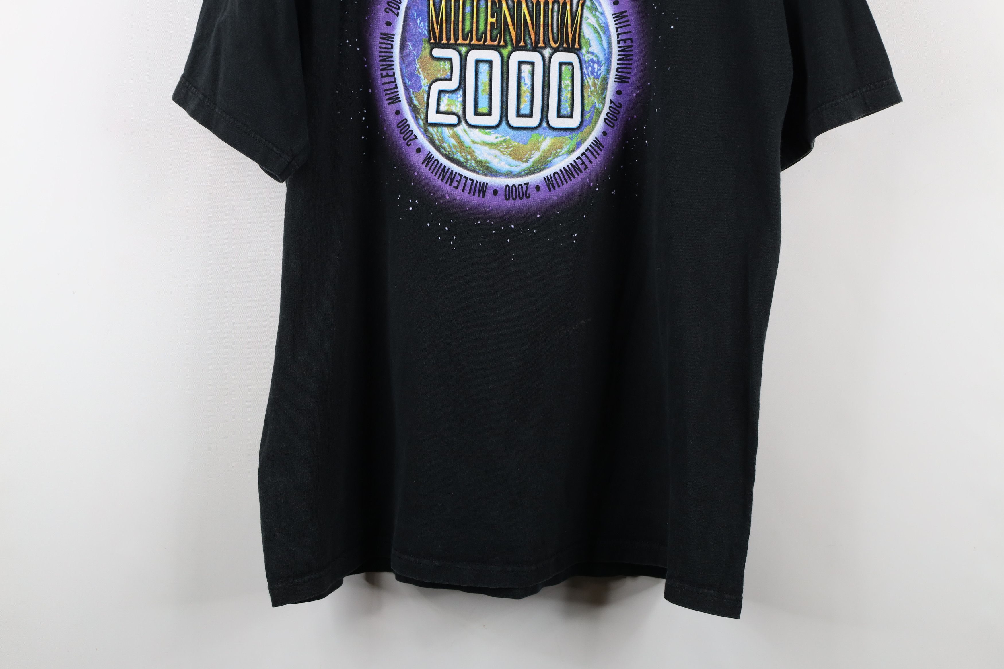 Vintage Vintage Y2K 2000 Millennium Spell Space T-Shirt Black USA Size US L / EU 52-54 / 3 - 3 Thumbnail