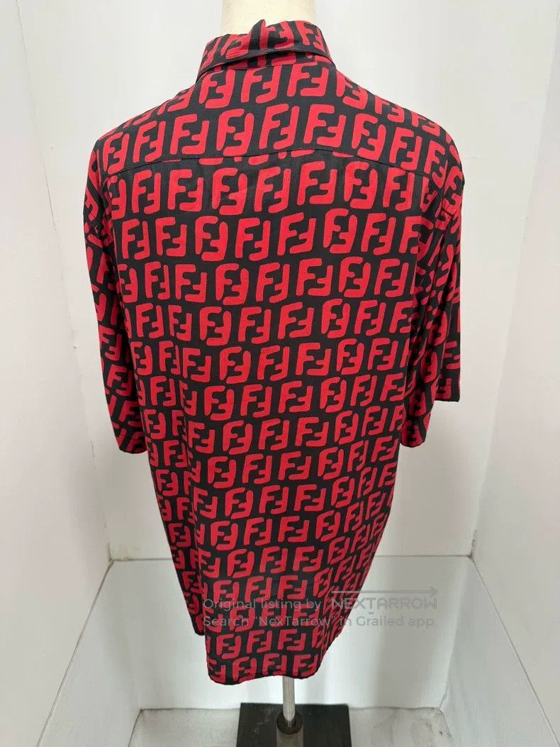 Fendi size 39 FF Printed Mulberry Silk Short Sleeve Shirt