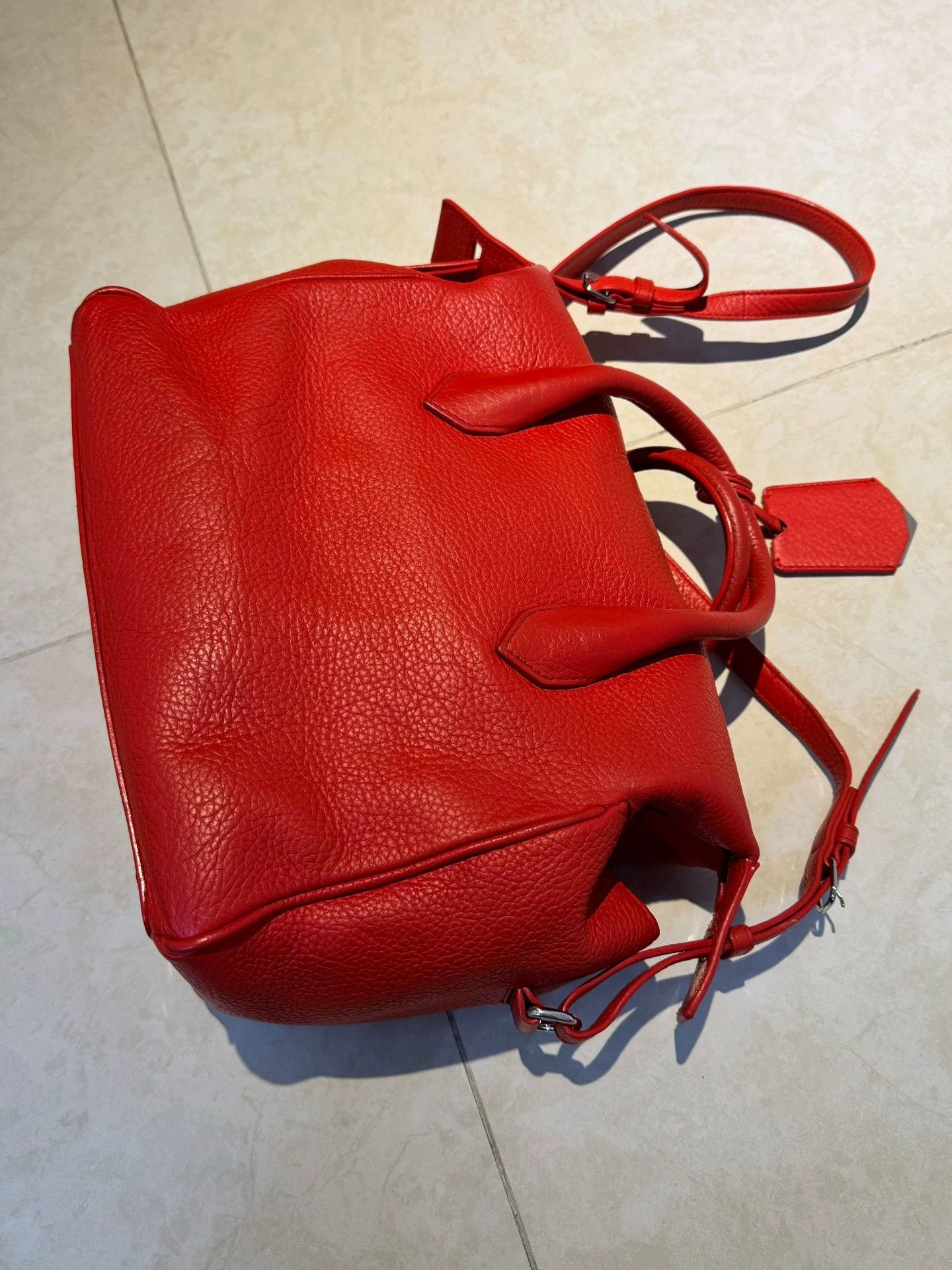 Balenciaga Balenciaga TopHandle Red Leather Adjustable Strap Zip 9/10 Size ONE SIZE - 3 Thumbnail