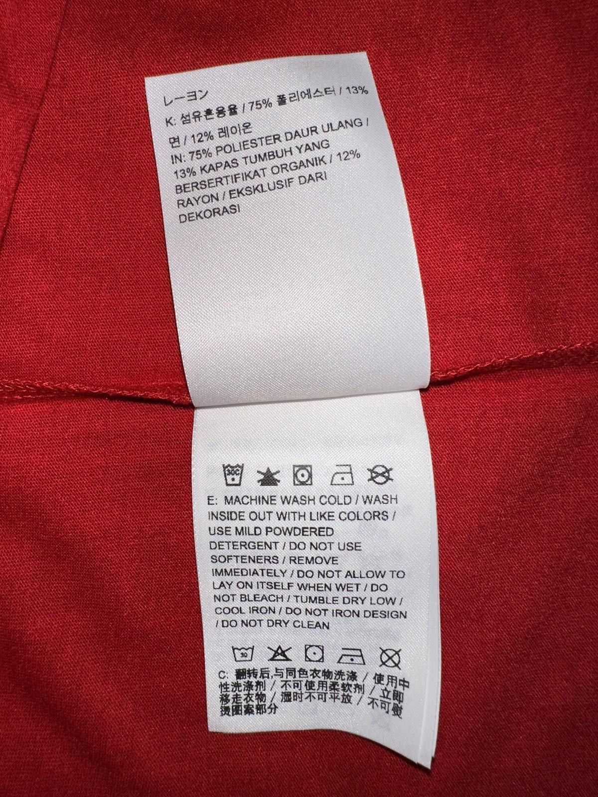 Nike Nike Men’s Basketball Icon Lightweight Stretch Long Sleeve Red Shirt Sample Size US L / EU 52-54 / 3 - 6 Thumbnail