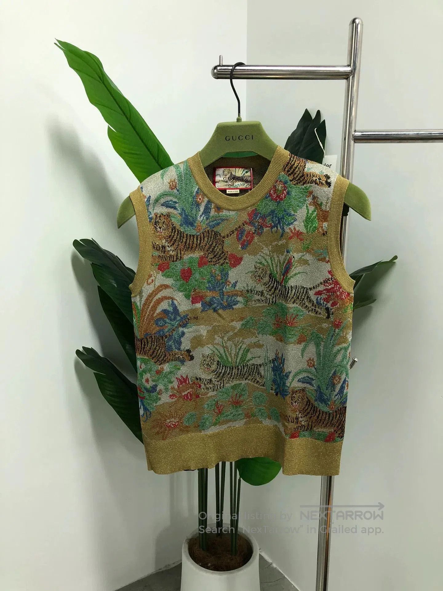 Gucci Gucci Tiger Pattern Print Sleeveless Top. Size S / US 4 / IT 40 - 1 Thumbnail