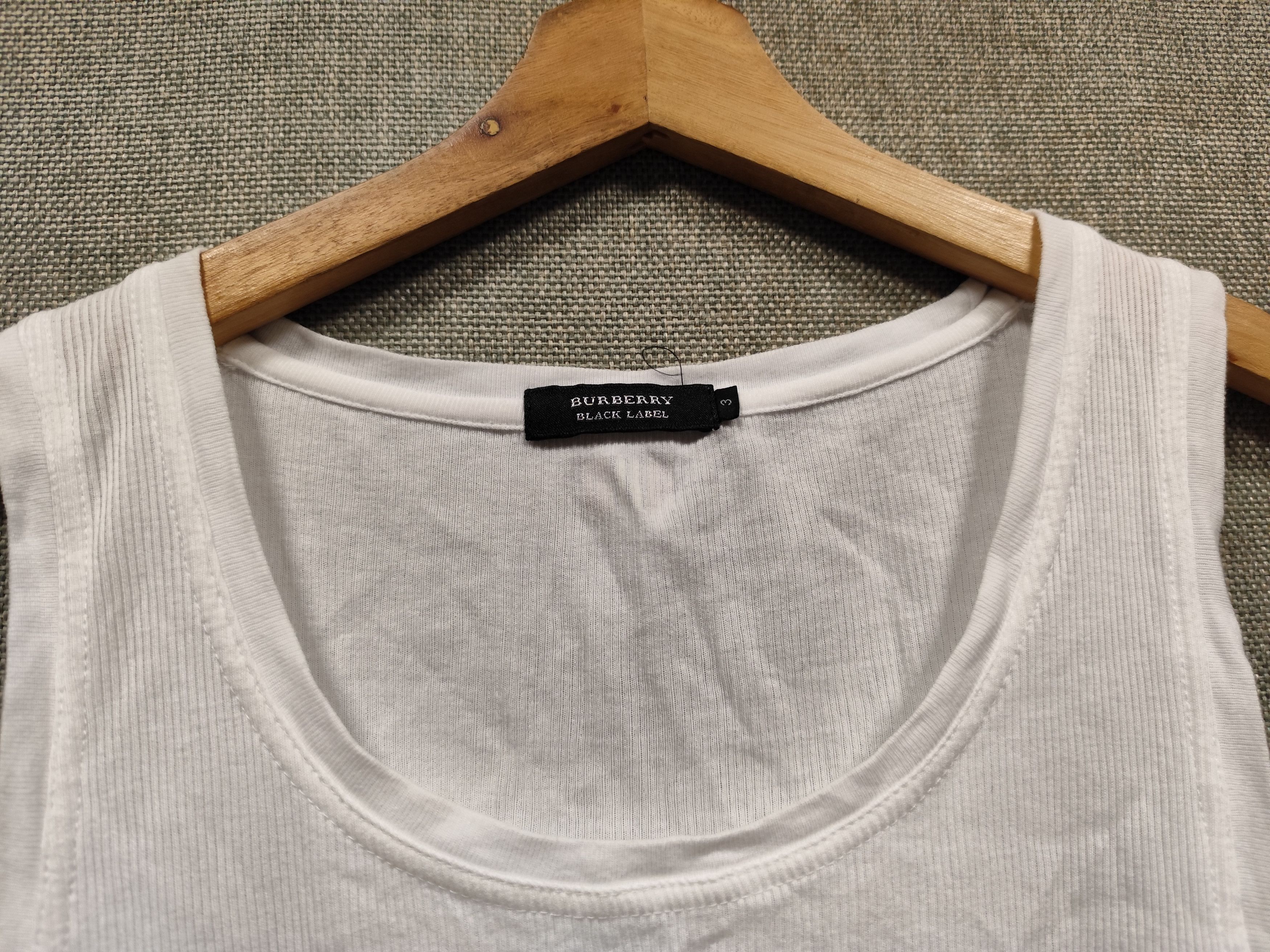 Burberry Burberry black label tank tops Size US S / EU 44-46 / 1 - 6 Thumbnail