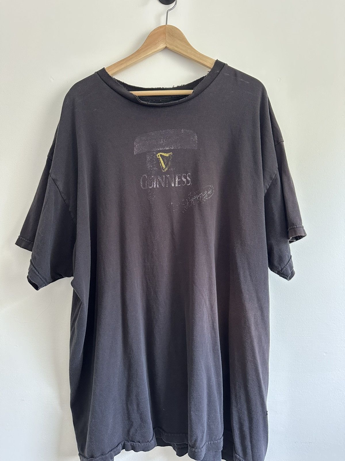 Other Vintage Guinness Oversized Tee Size US XL / EU 56 / 4 - 1 Thumbnail