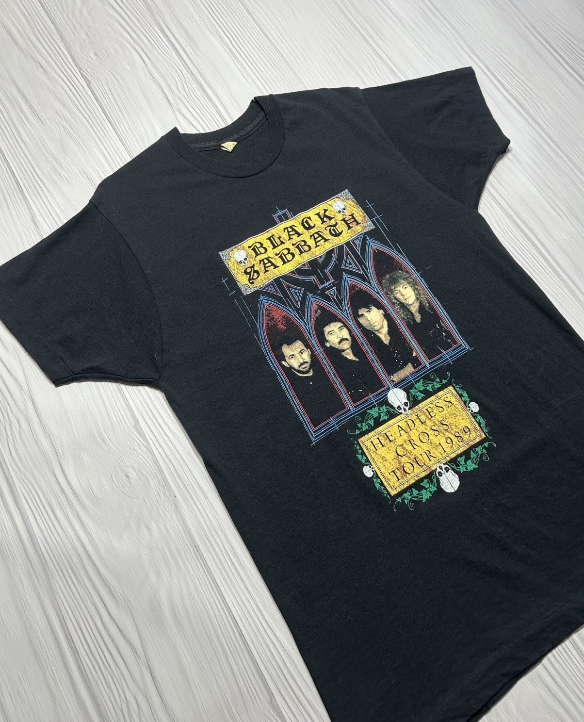Band Tees Black Sabbath Ozzy Osbourne Headless Cross Tour 1989 T-Shirt Size US XL / EU 56 / 4 - 4 Thumbnail