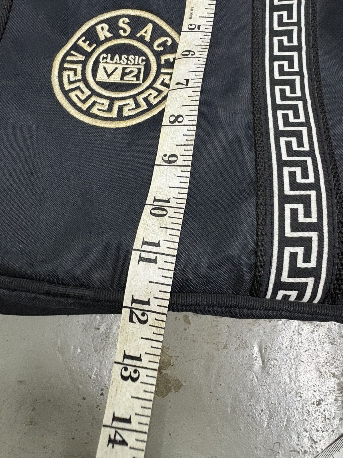 Versace Vintage Versace Classic V2 Duffel Bag travel handbag Size ONE SIZE - 11 Thumbnail