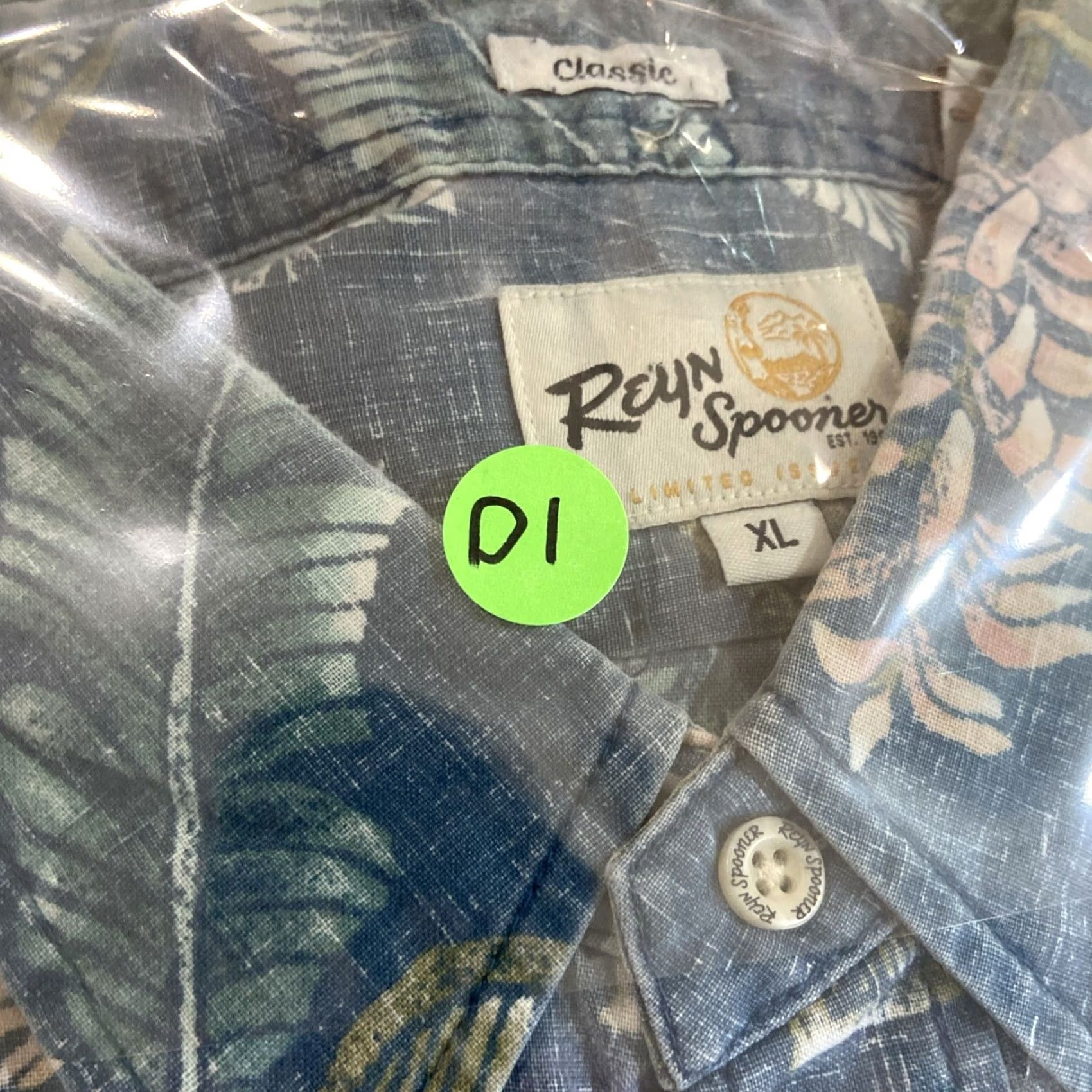 Reyn Spooner Reyn Spooner Shirt Hawaiian Button-Down XL Blue 100% Cotton Mens XLarge Floral Short Sleeve Button Up Regular Collared Size US XL / EU 56 / 4 - 6 Thumbnail