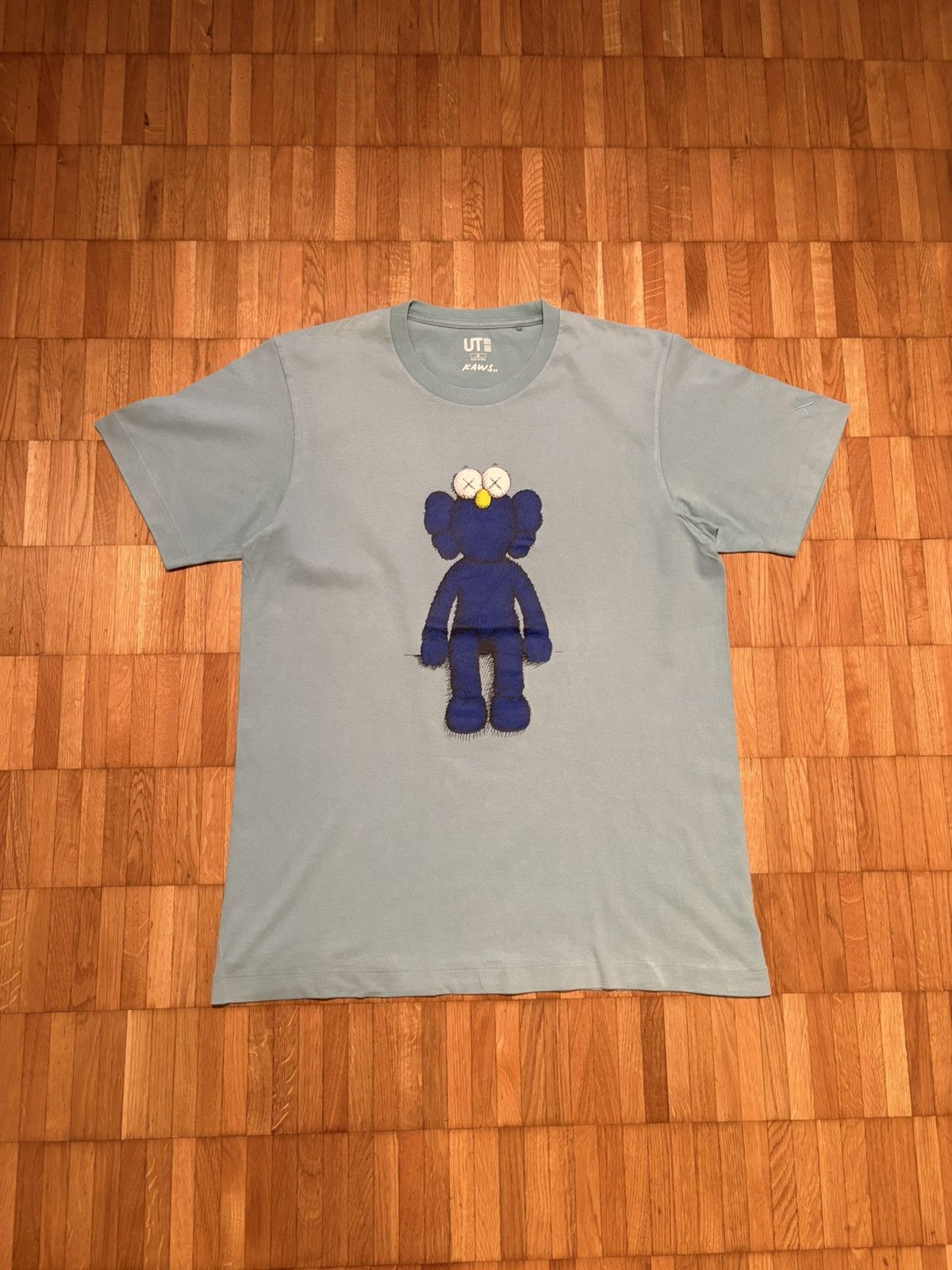 Kaws × Uniqlo Blue Kaws x Uniqlo Shirt Size US M / EU 48-50 / 2 - 1 Thumbnail