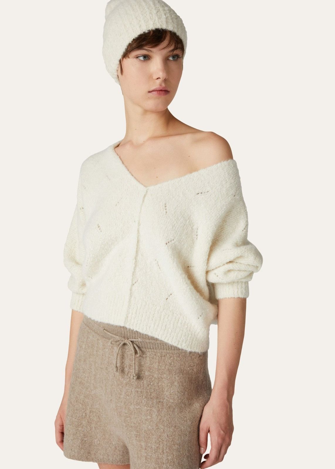 Loro Piana o1srvl11e1125 FAN1844 Cocooning V-Neck Cardigan in White Size L / US 10 / IT 46 - 3 Thumbnail
