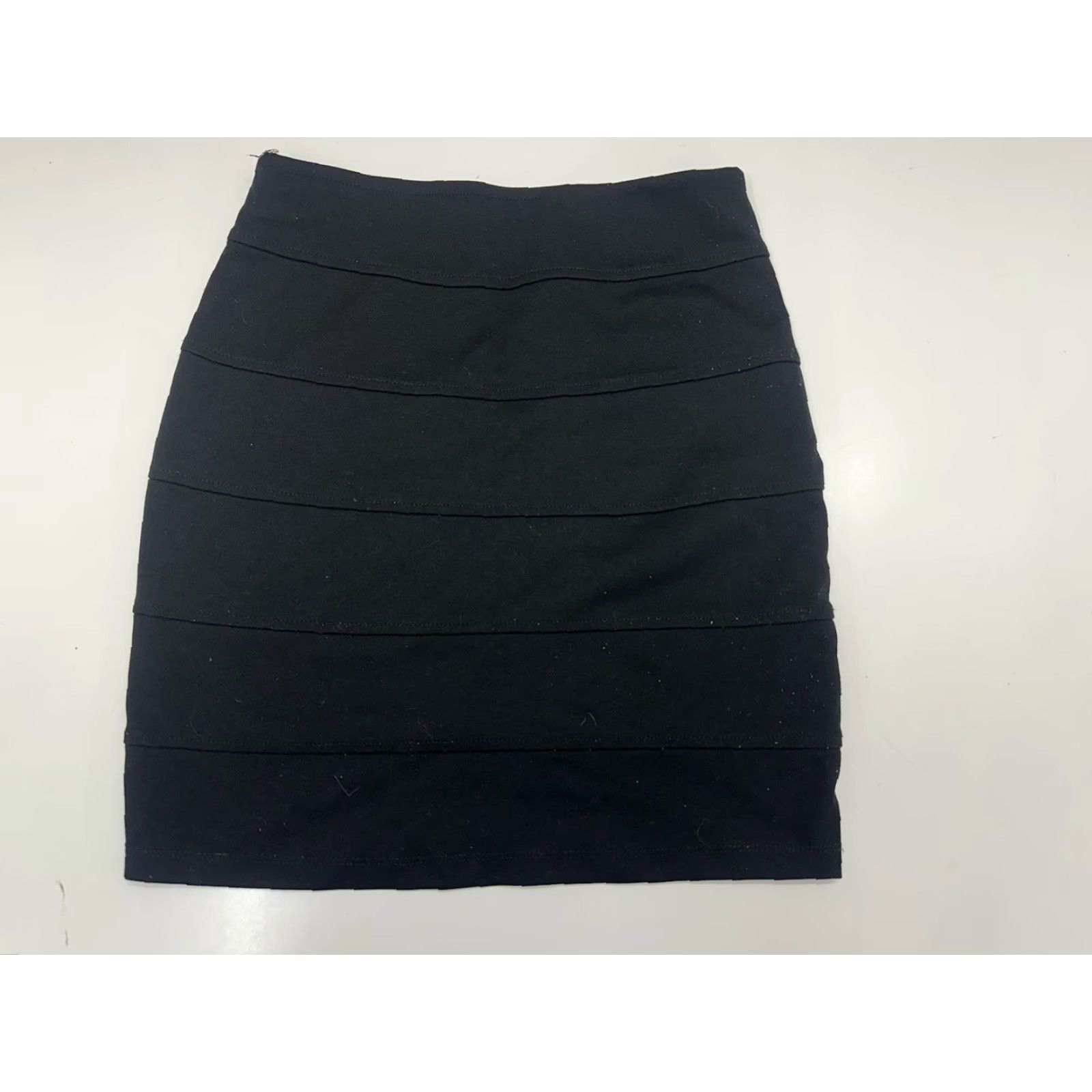 Vintage Basic House Skirt Womens Small Black Elastic Waist Pull On Mini Short Workwear Casual Size 28" / US 6 / IT 42 - 5 Thumbnail