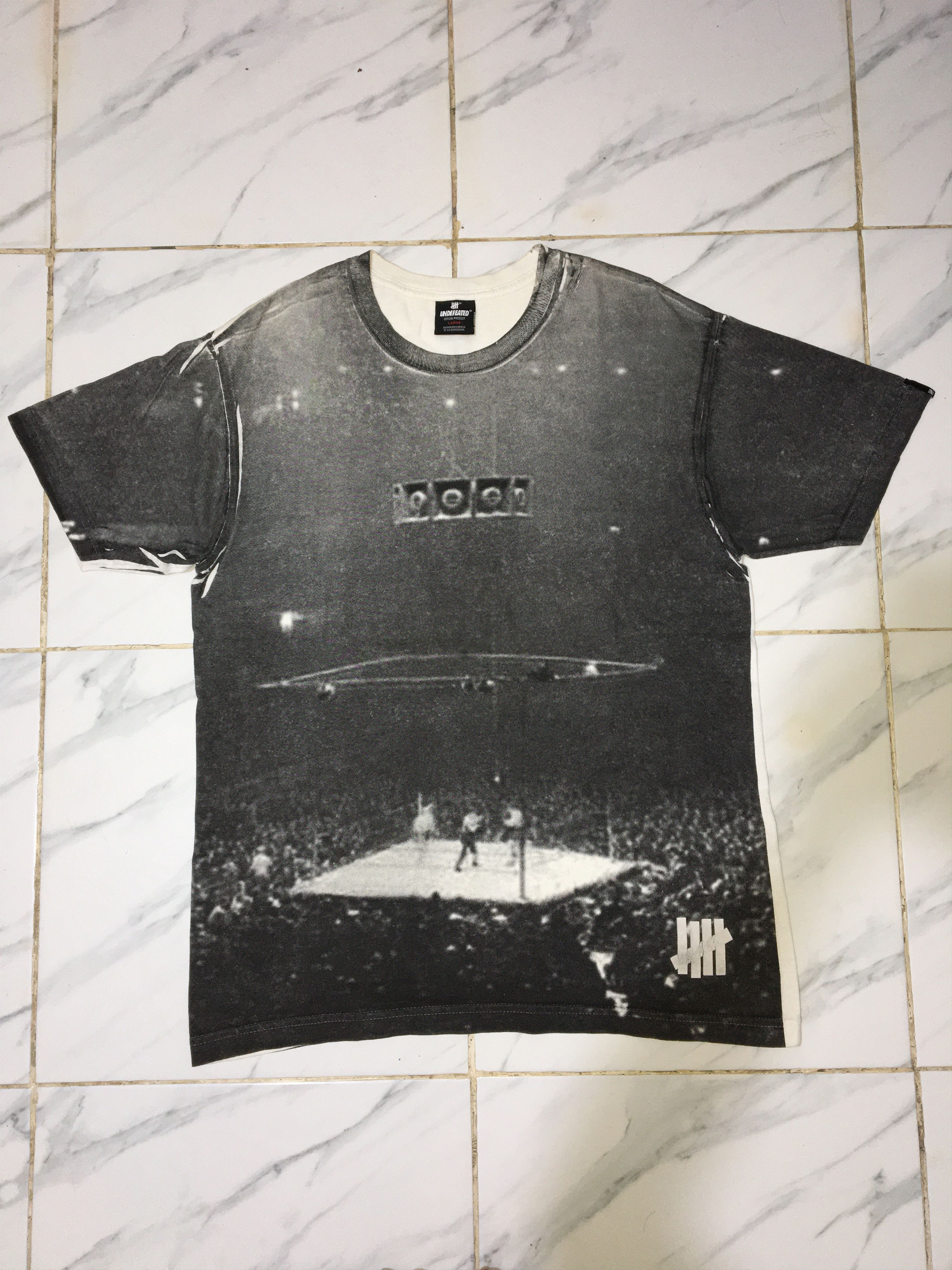 Stussy フォトTシャツ UNDEFEATED OLD STUSSY XL Stussy フォトTシャツ UNDEFEATED OLD STUSSY XL